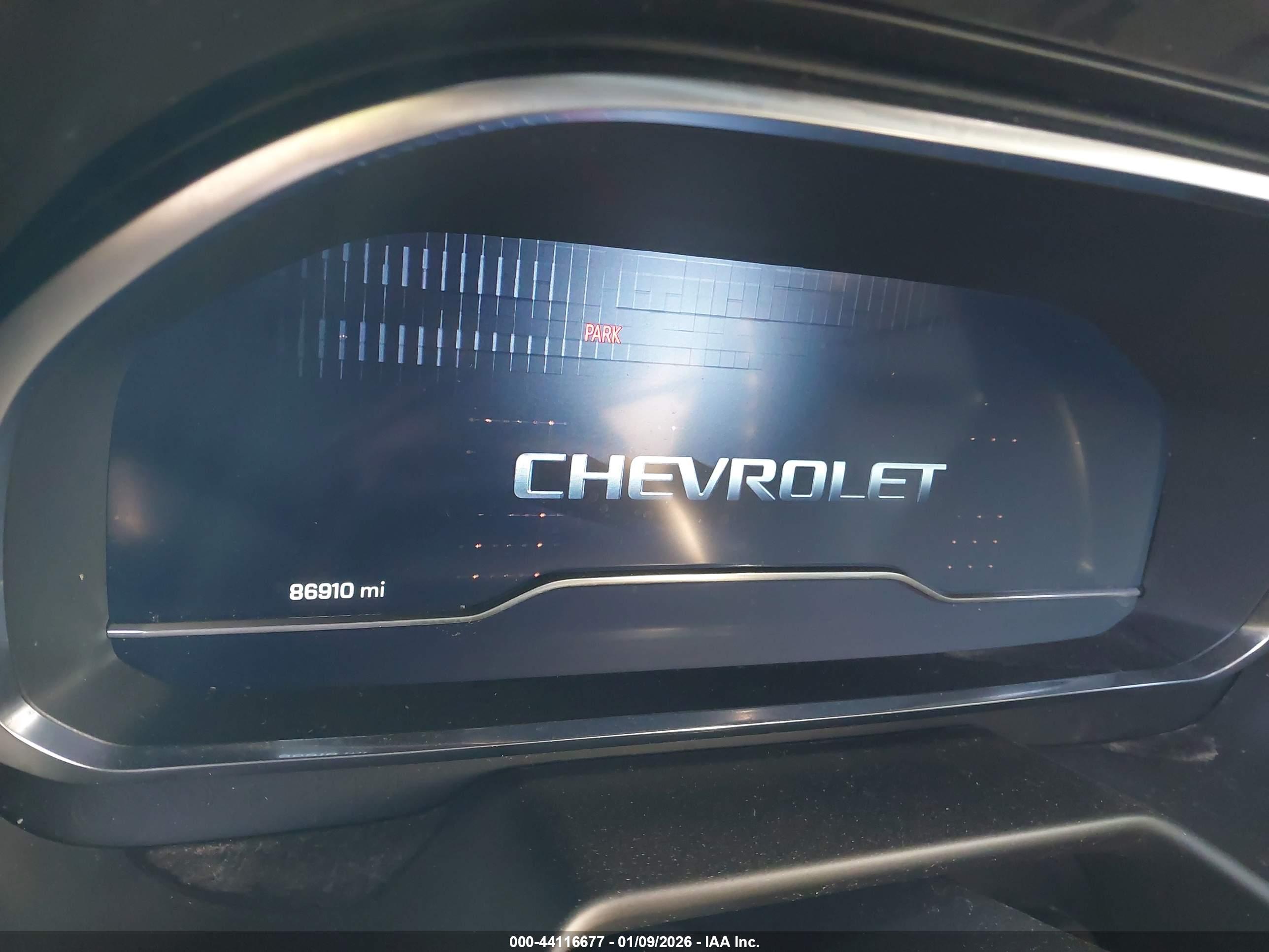 CHEVROLET SUBURBAN image 7