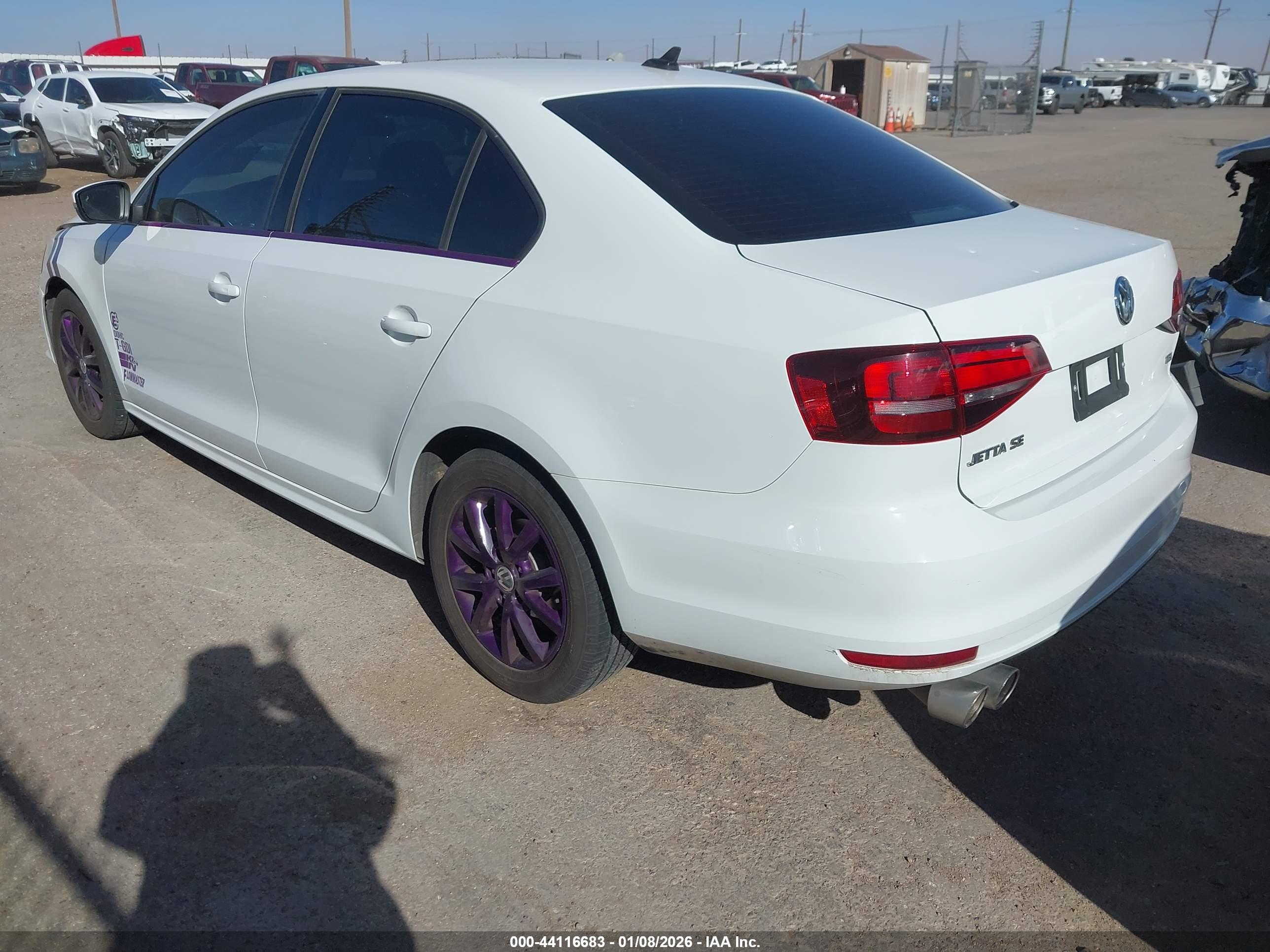 VOLKSWAGEN JETTA image 3