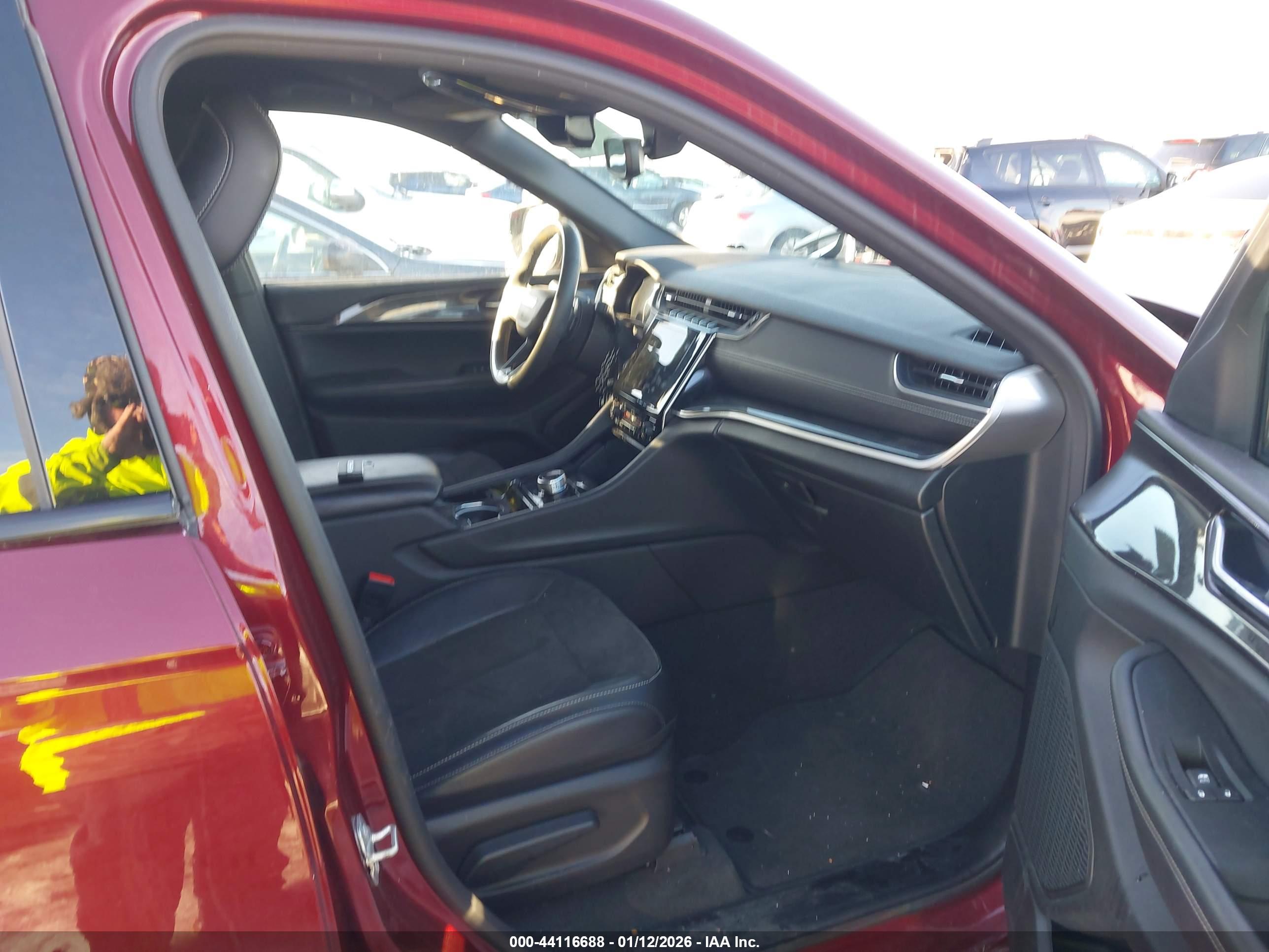 JEEP GRAND image 5
