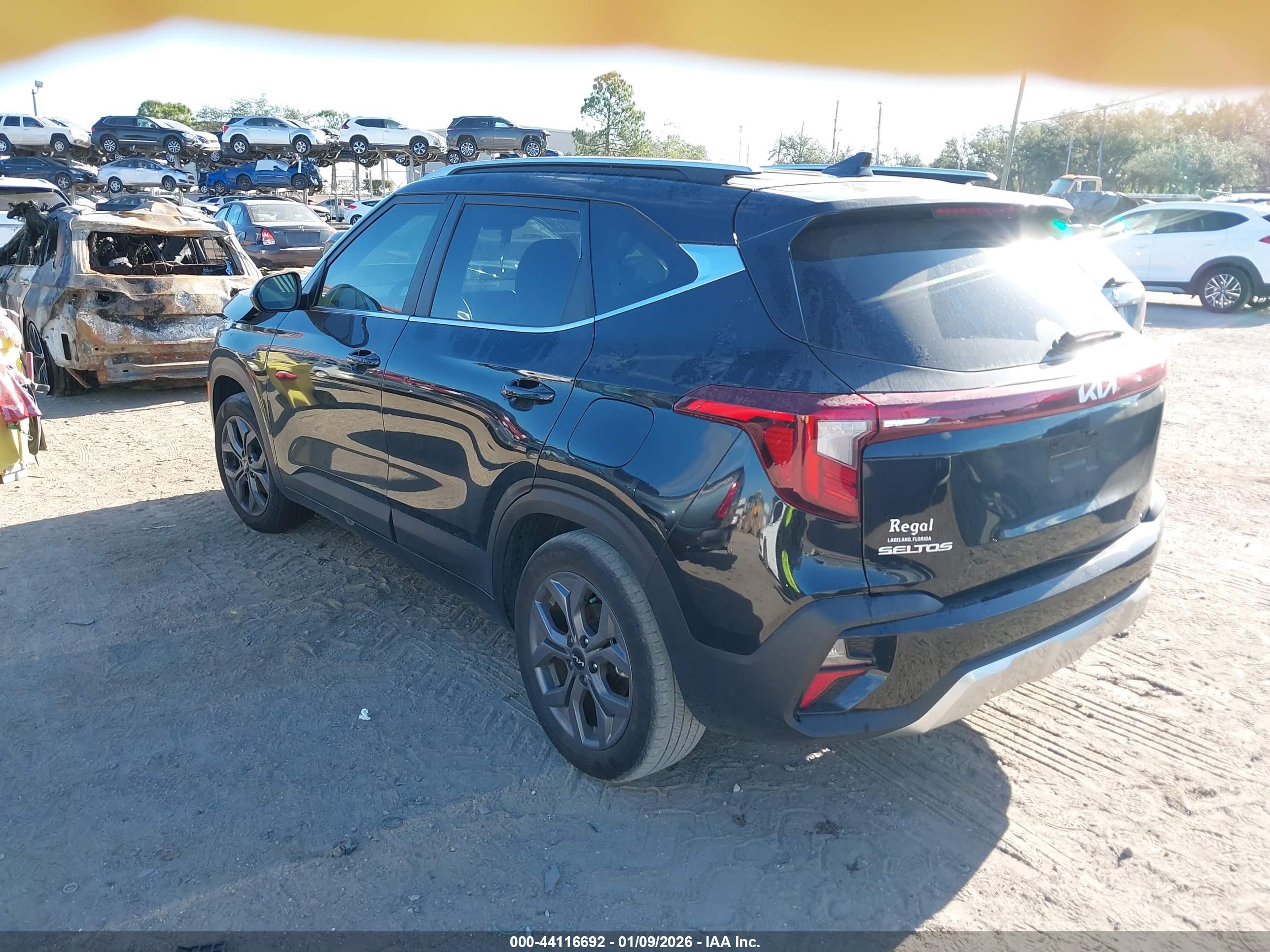 KIA SELTOS image 3