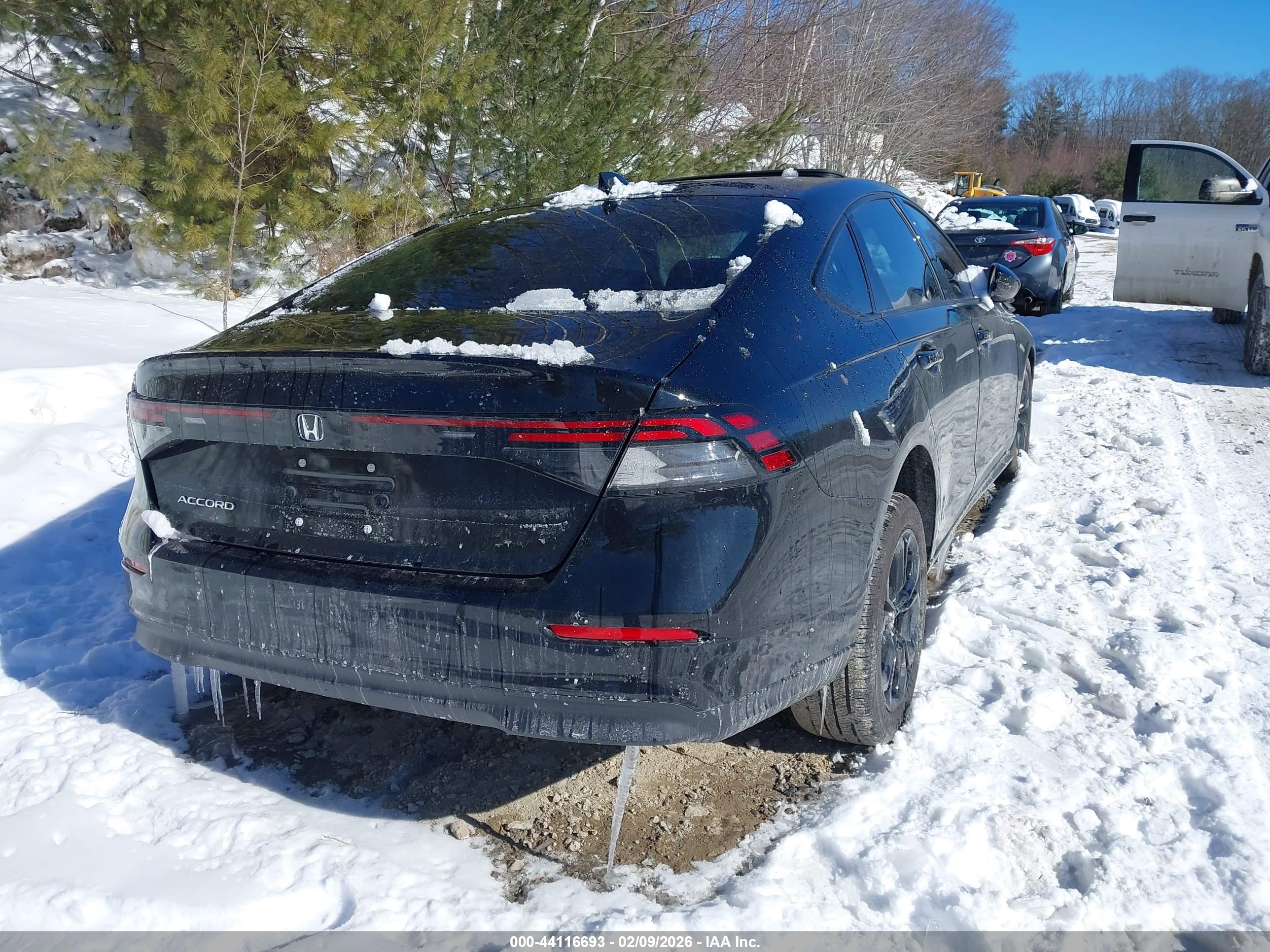 HONDA ACCORD image 4