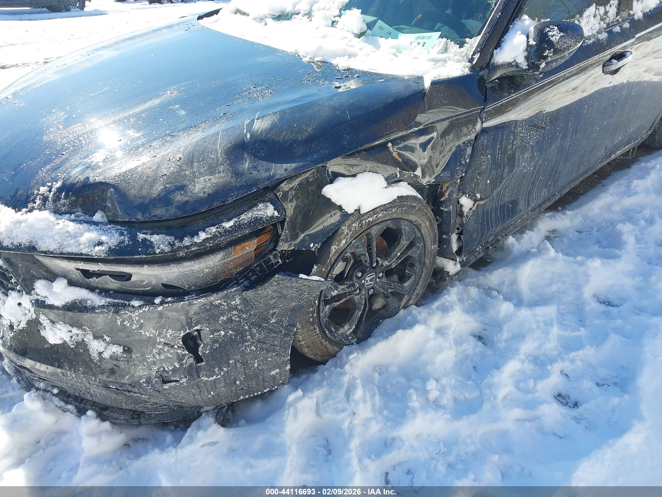 HONDA ACCORD image 6
