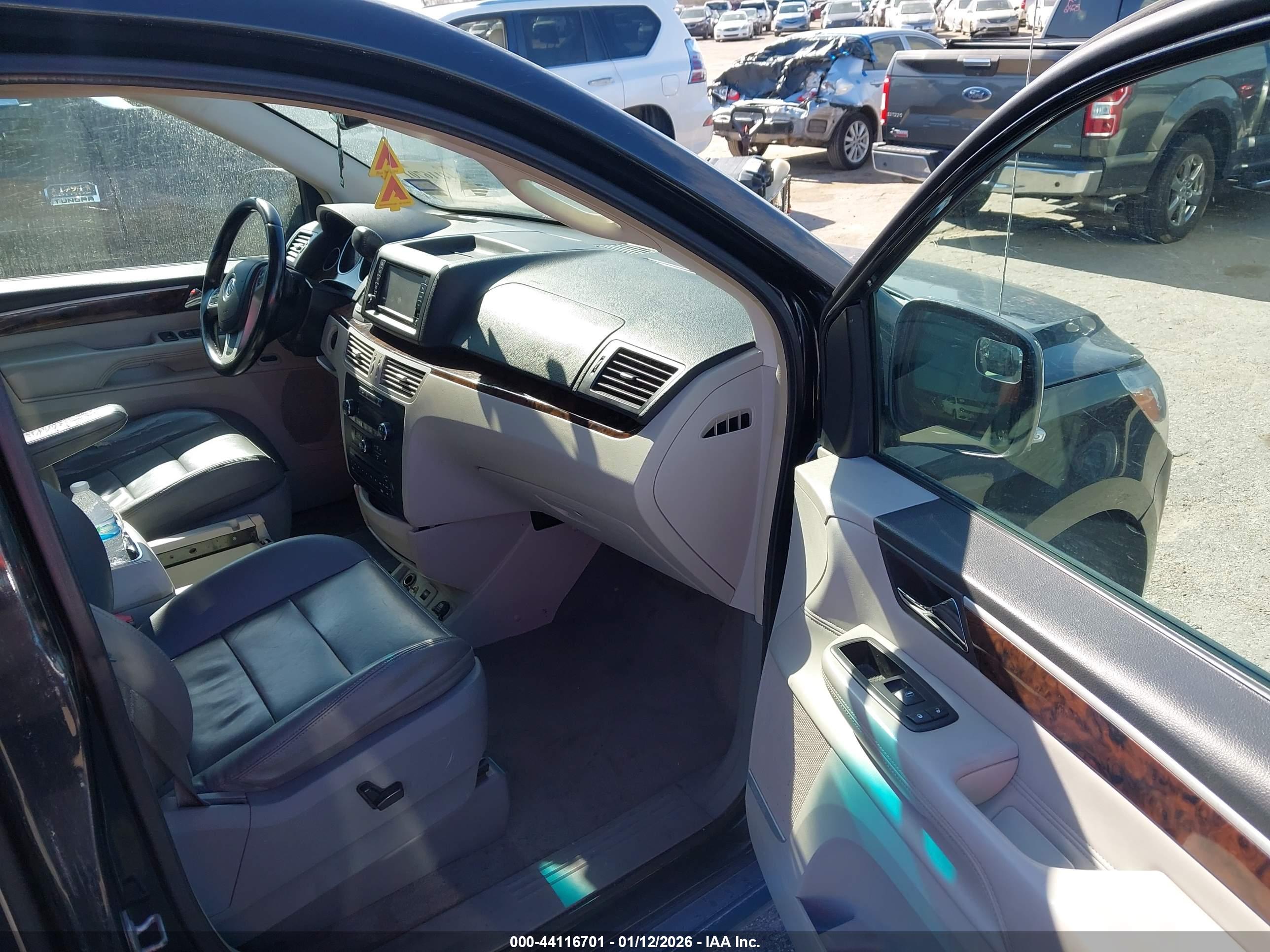 VOLKSWAGEN ROUTAN image 5