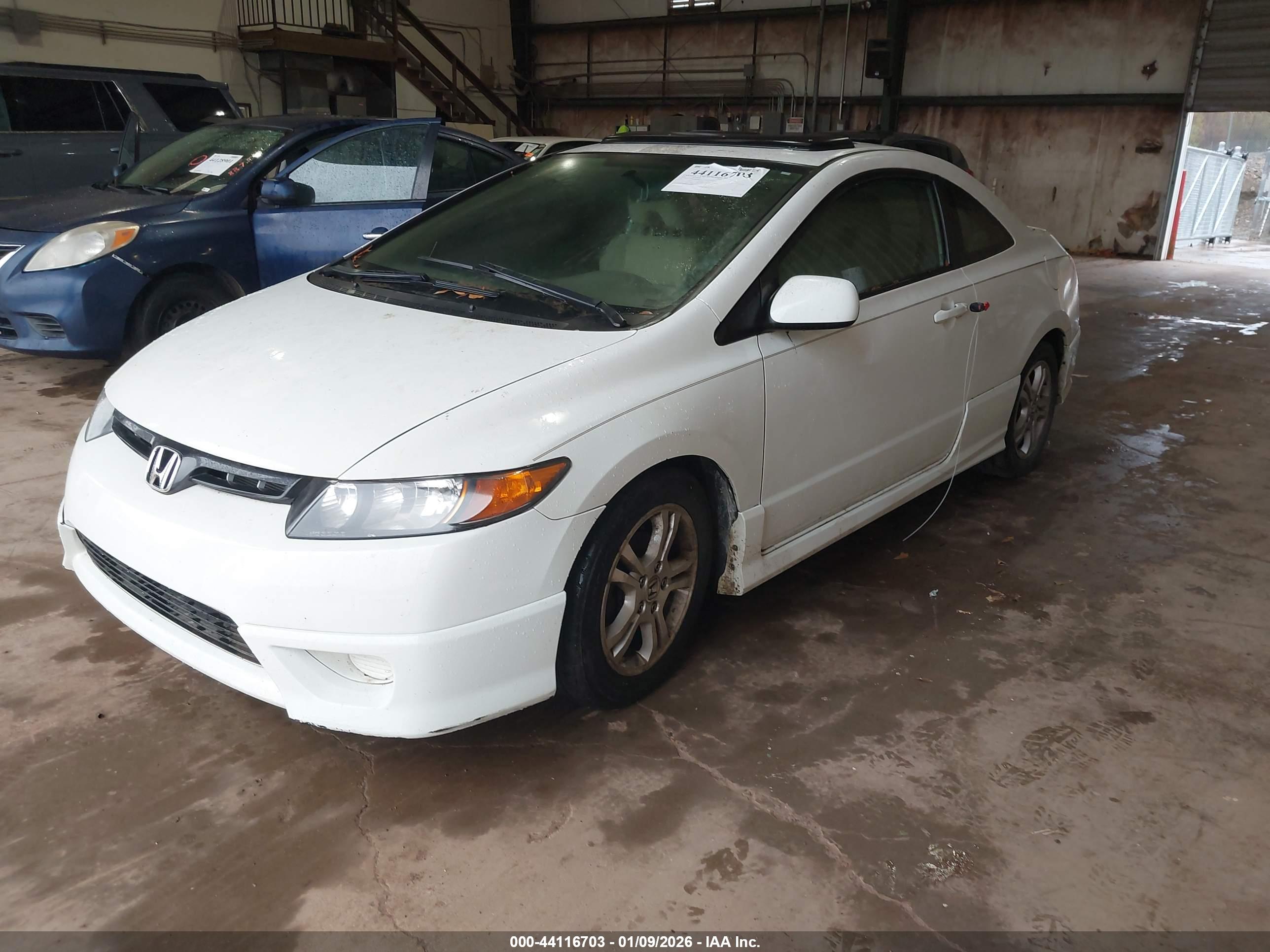HONDA CIVIC image 2