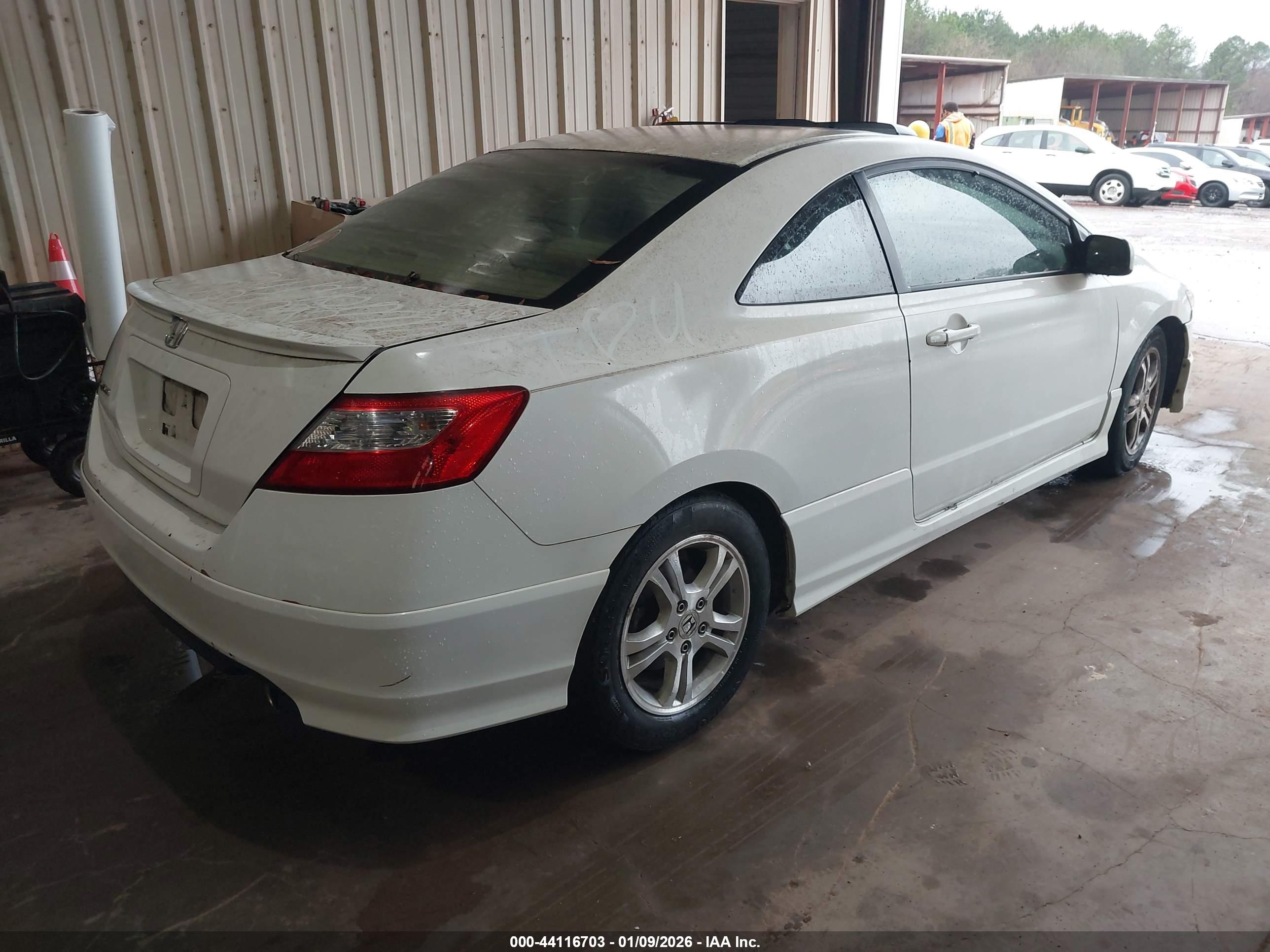 HONDA CIVIC image 4