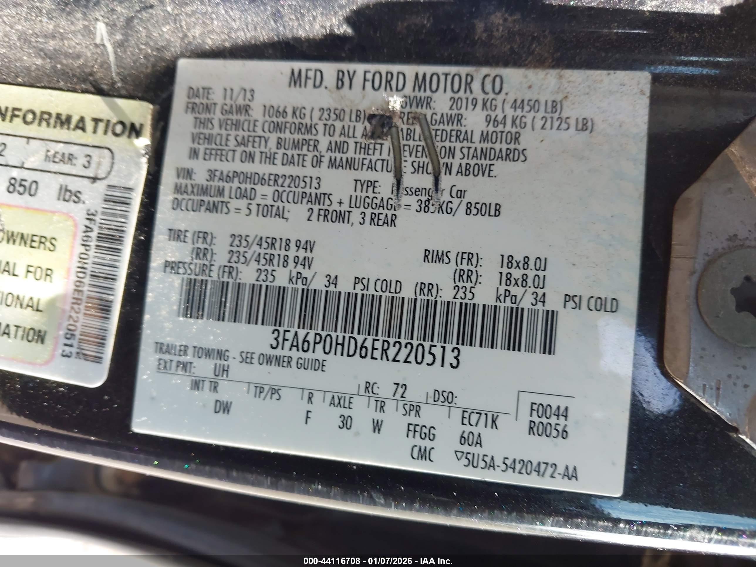 FORD FUSION image 9