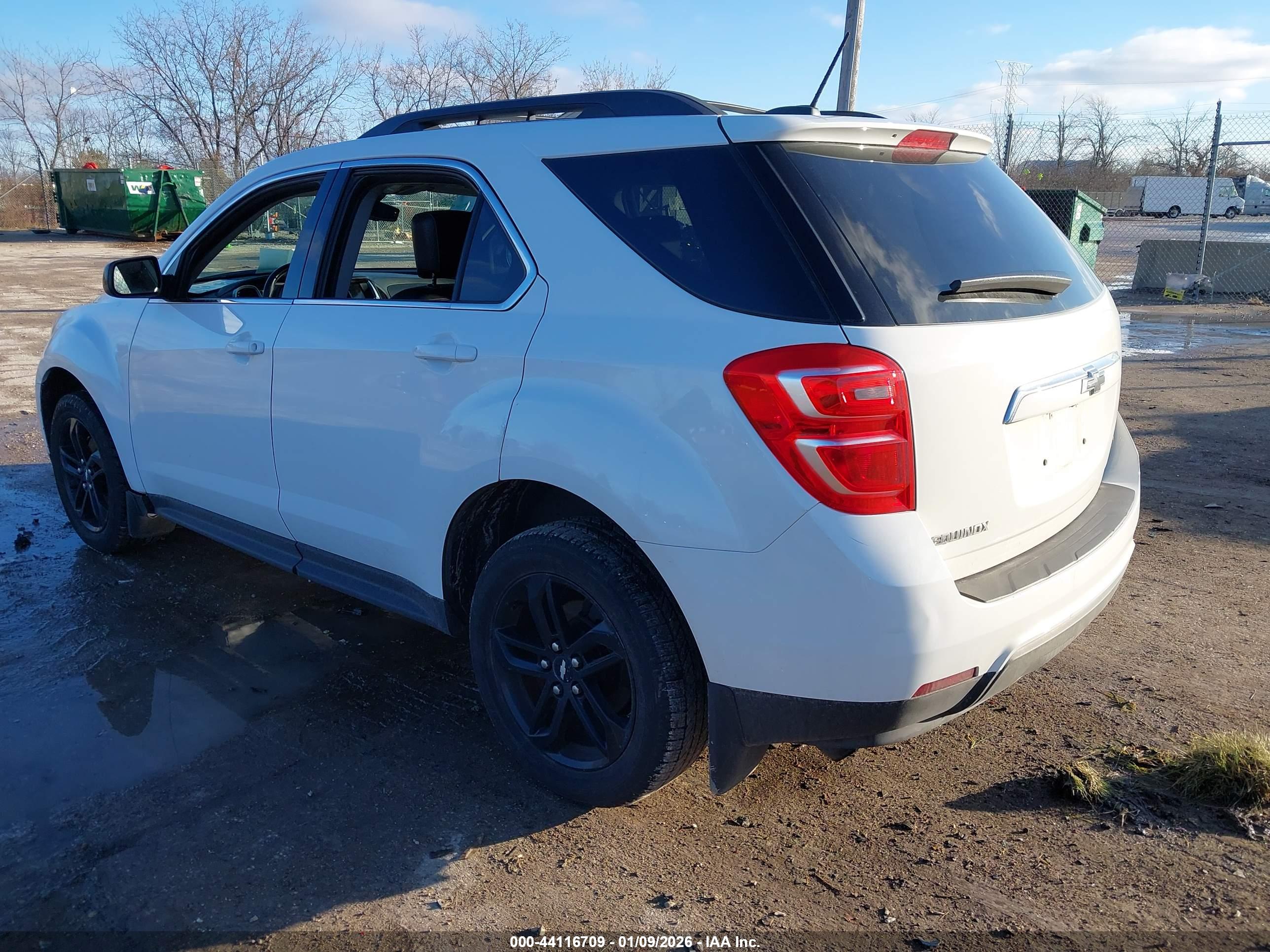 CHEVROLET EQUINOX image 3