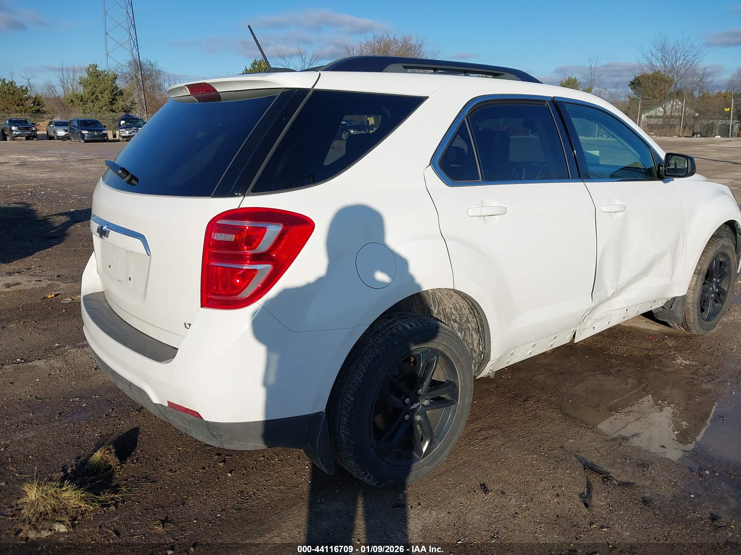 CHEVROLET EQUINOX image 4