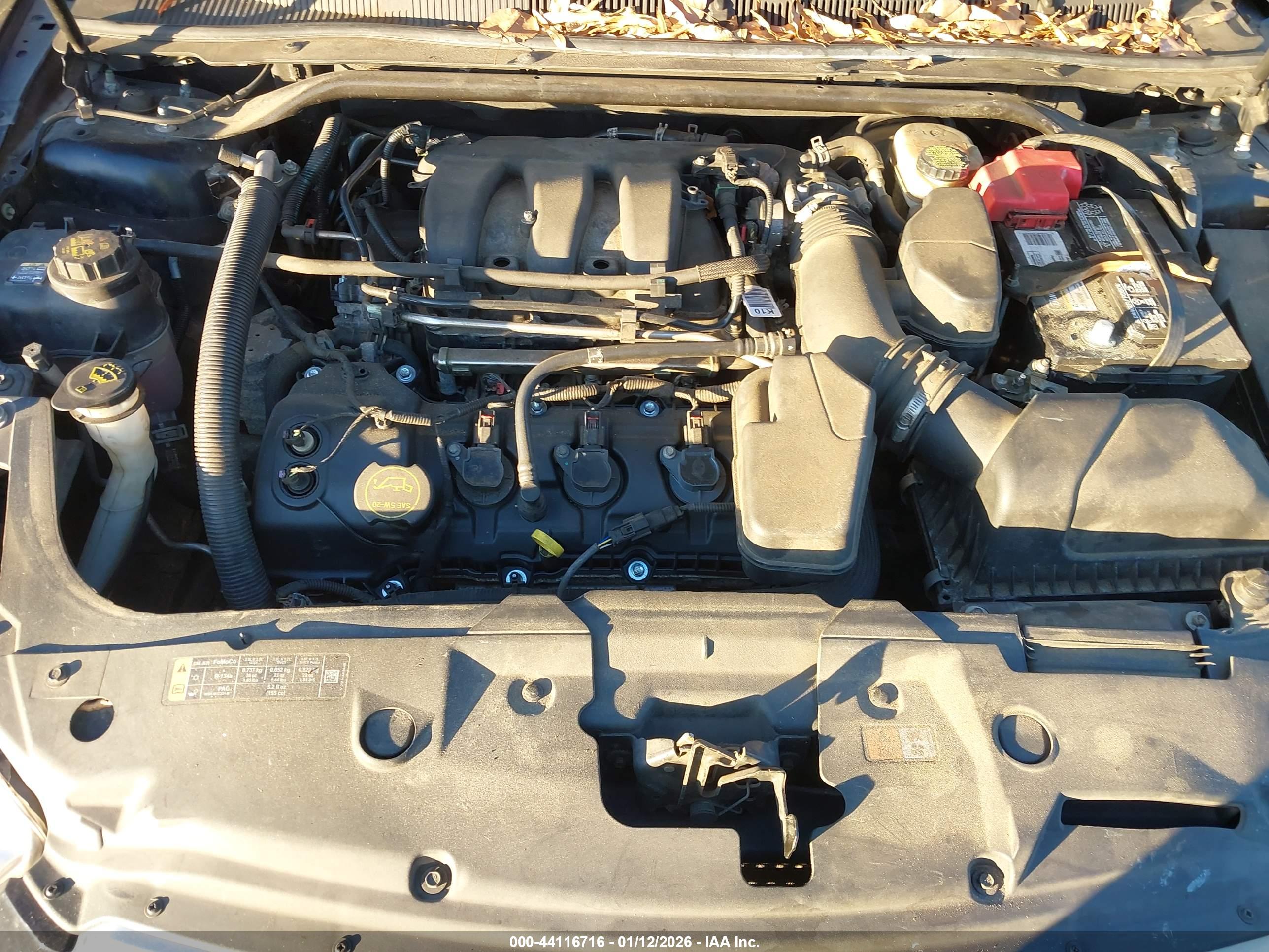 FORD TAURUS image 10