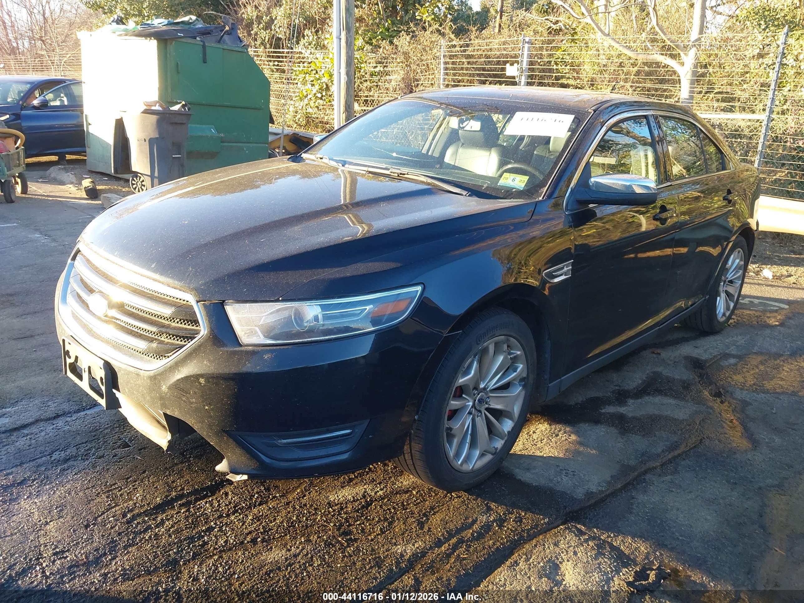 FORD TAURUS image 2