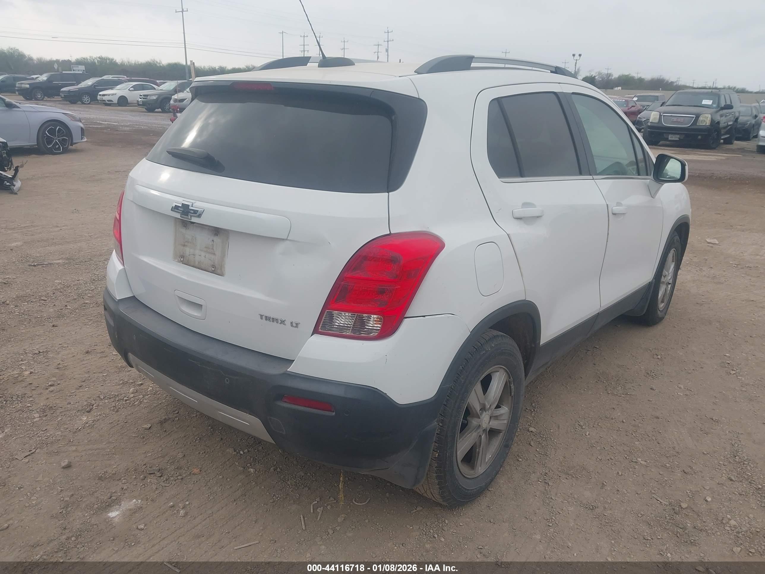 CHEVROLET TRAX image 4