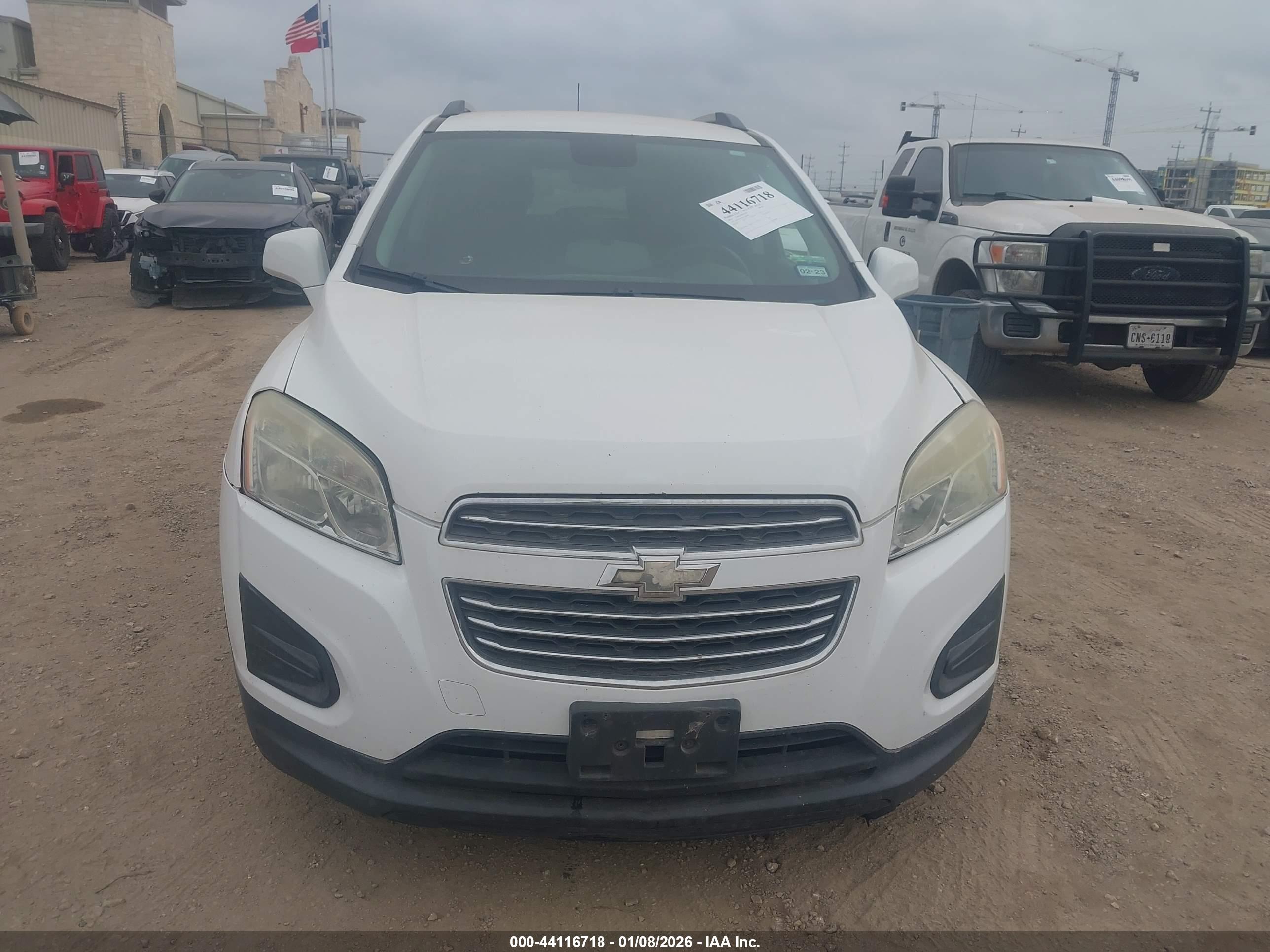 CHEVROLET TRAX image 6