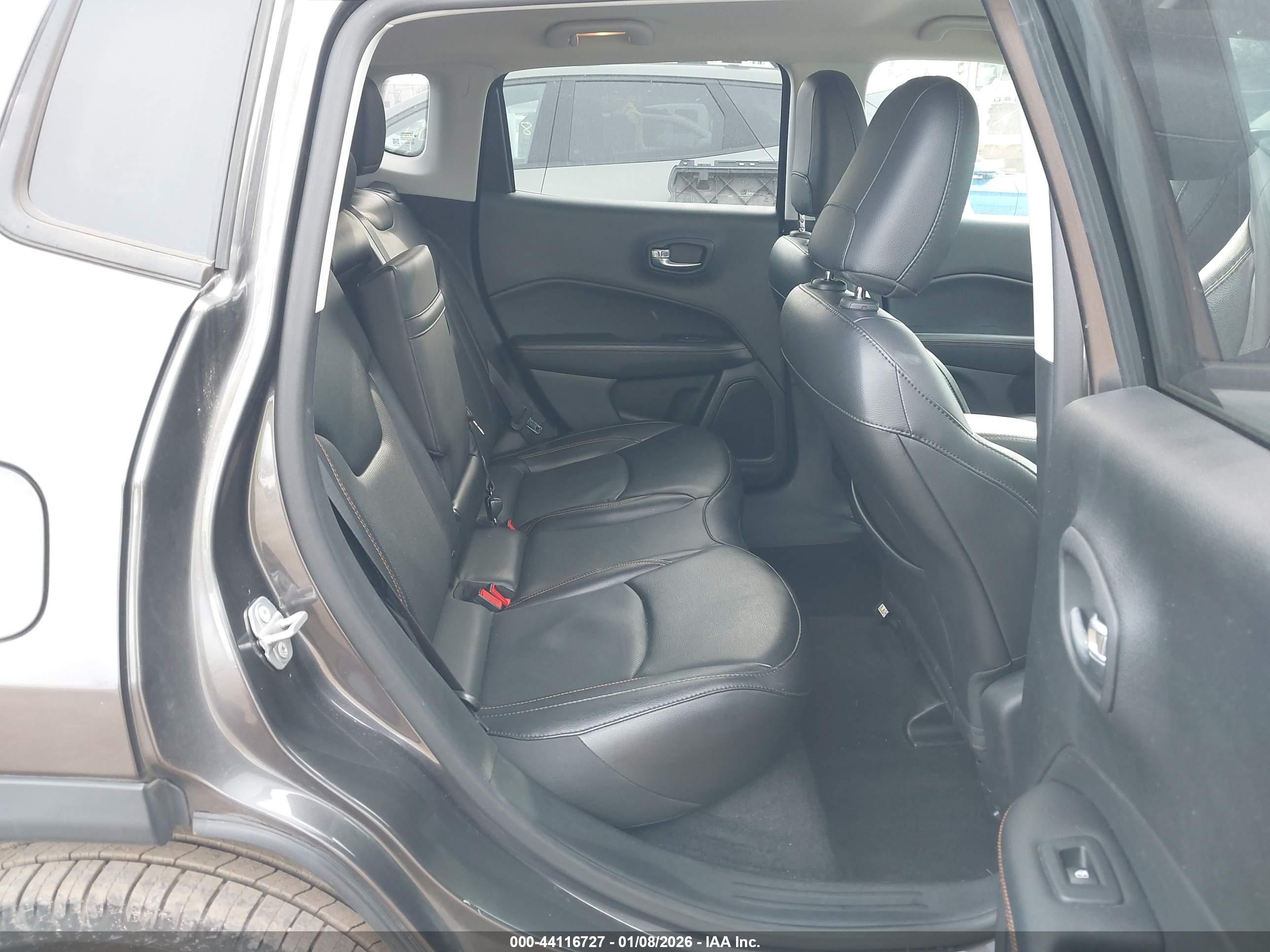 JEEP COMPASS image 8