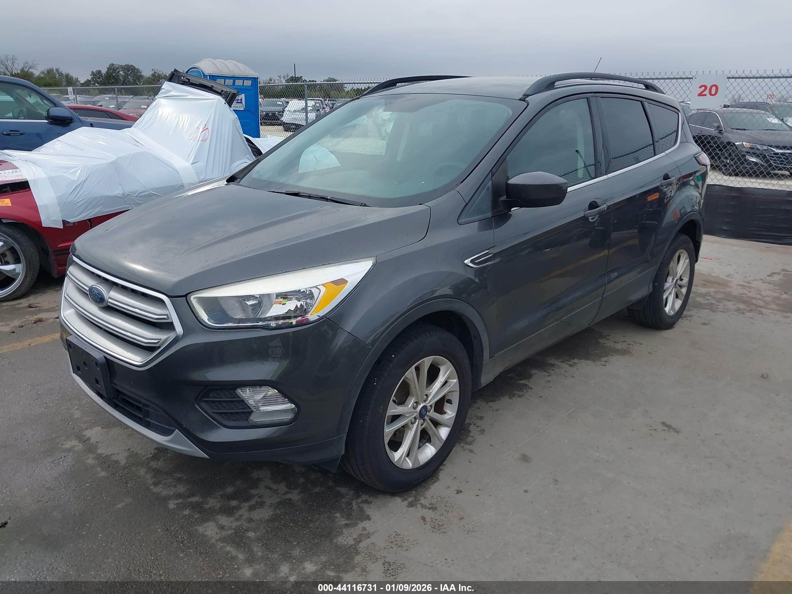 FORD ESCAPE image 2