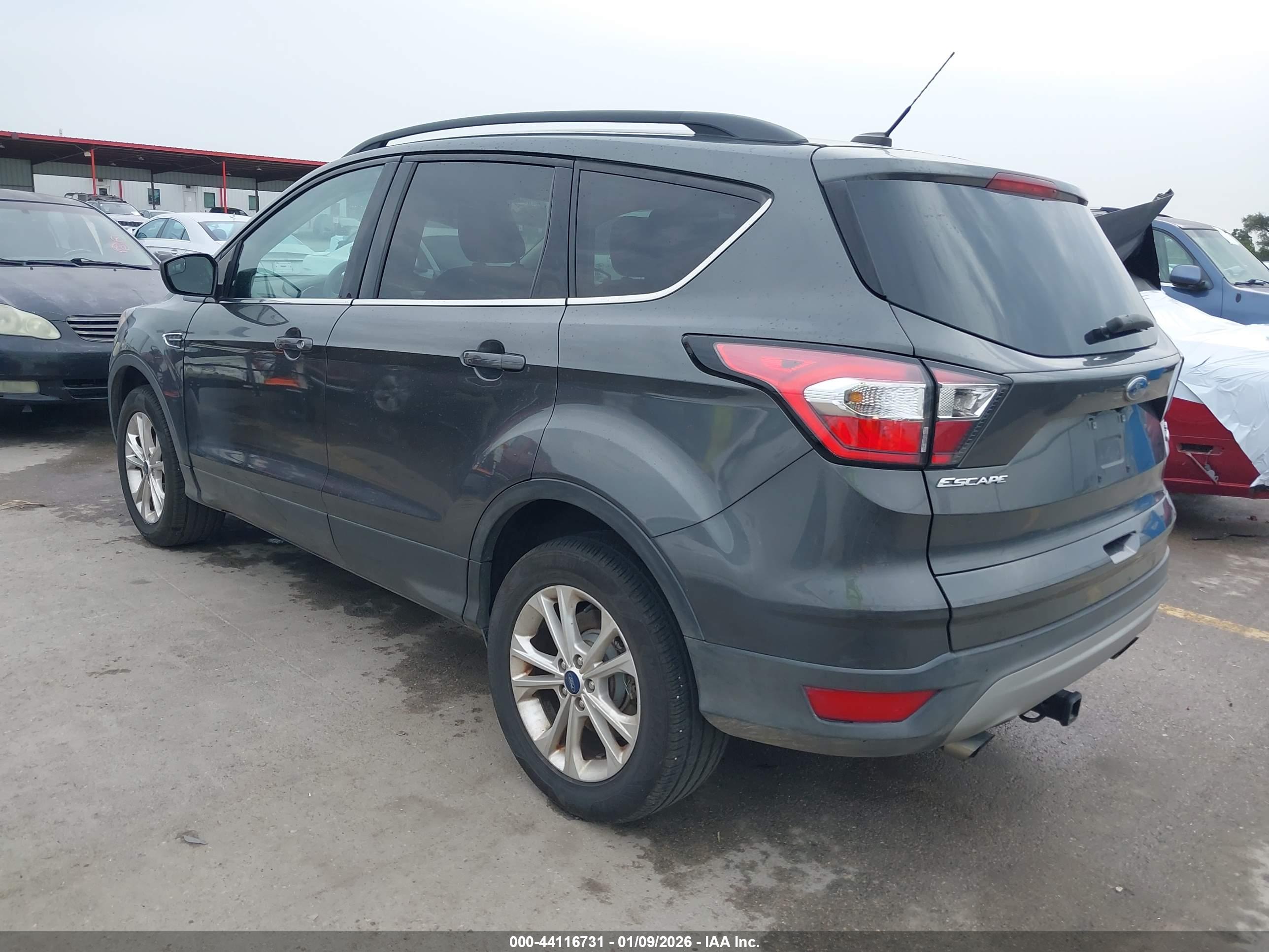 FORD ESCAPE image 3