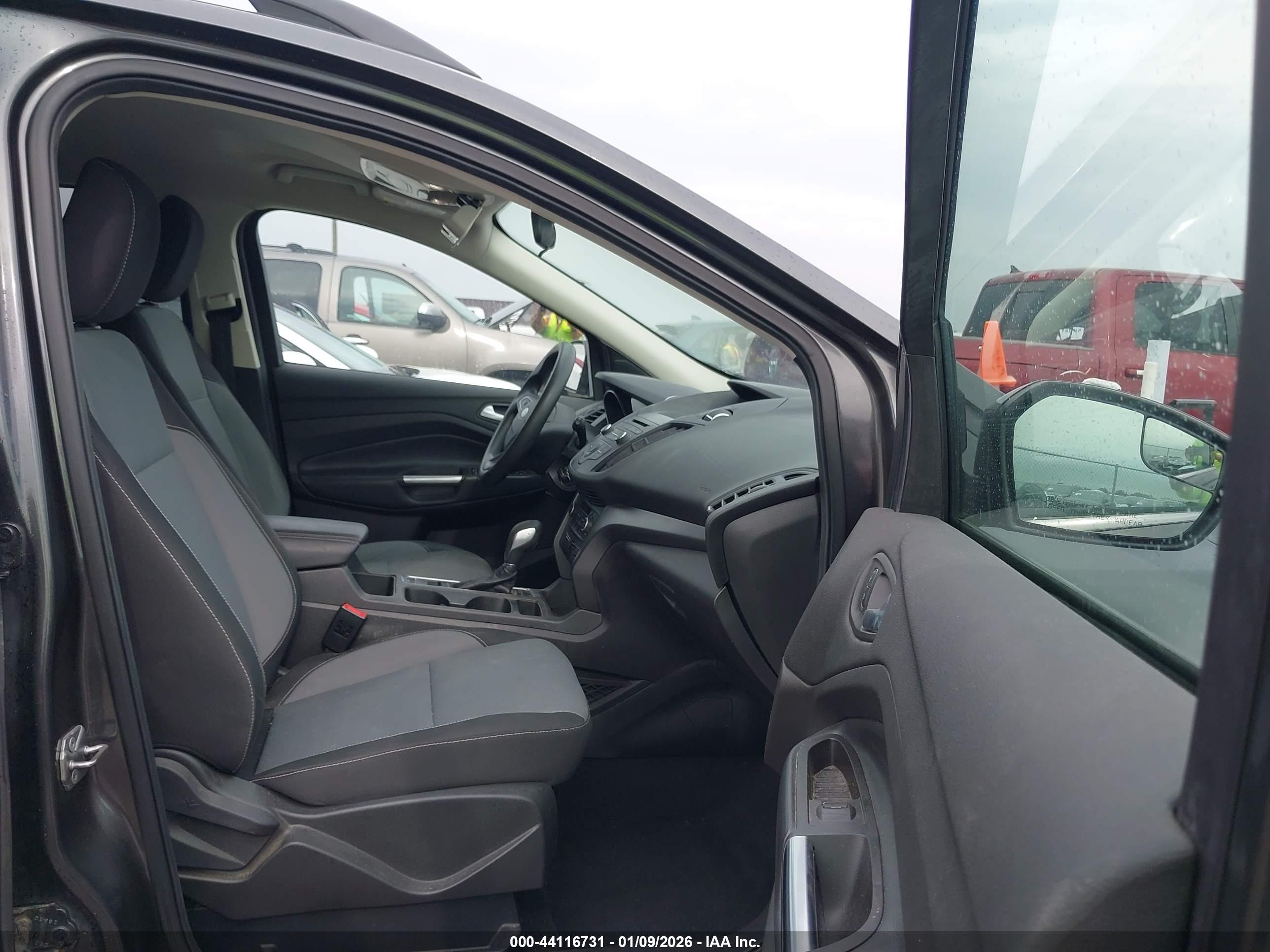 FORD ESCAPE image 5