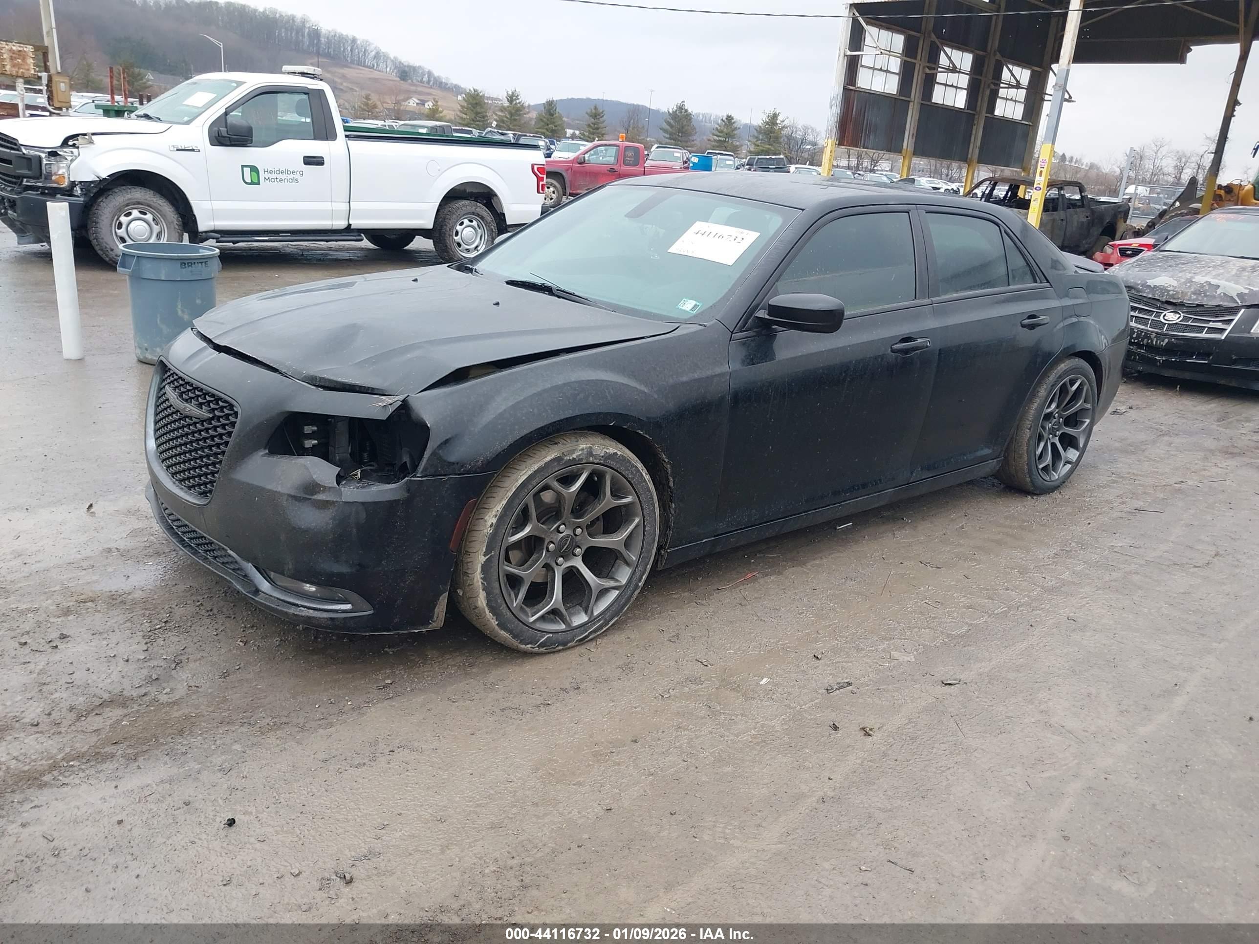 CHRYSLER 300 image 2