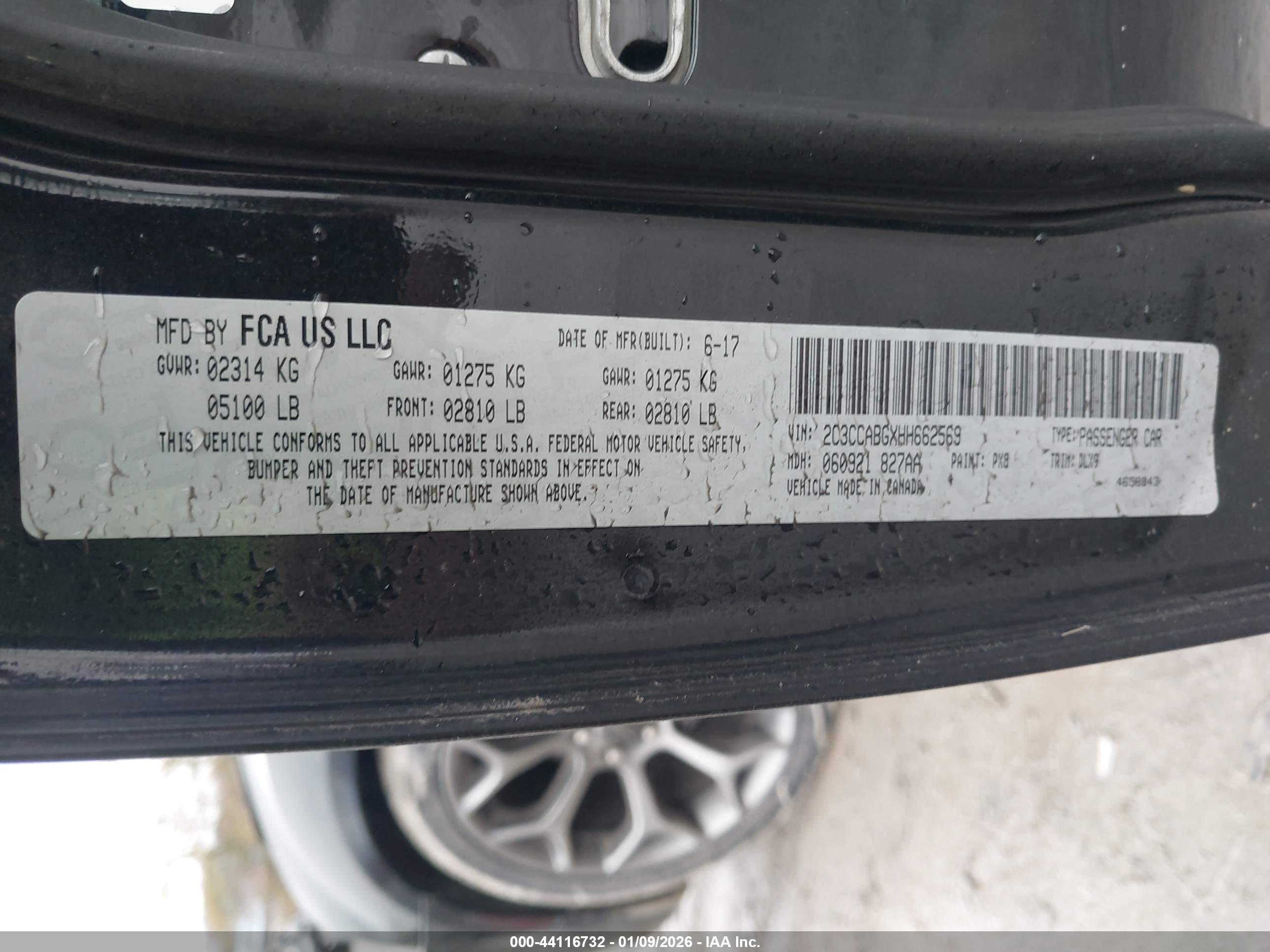 CHRYSLER 300 image 9