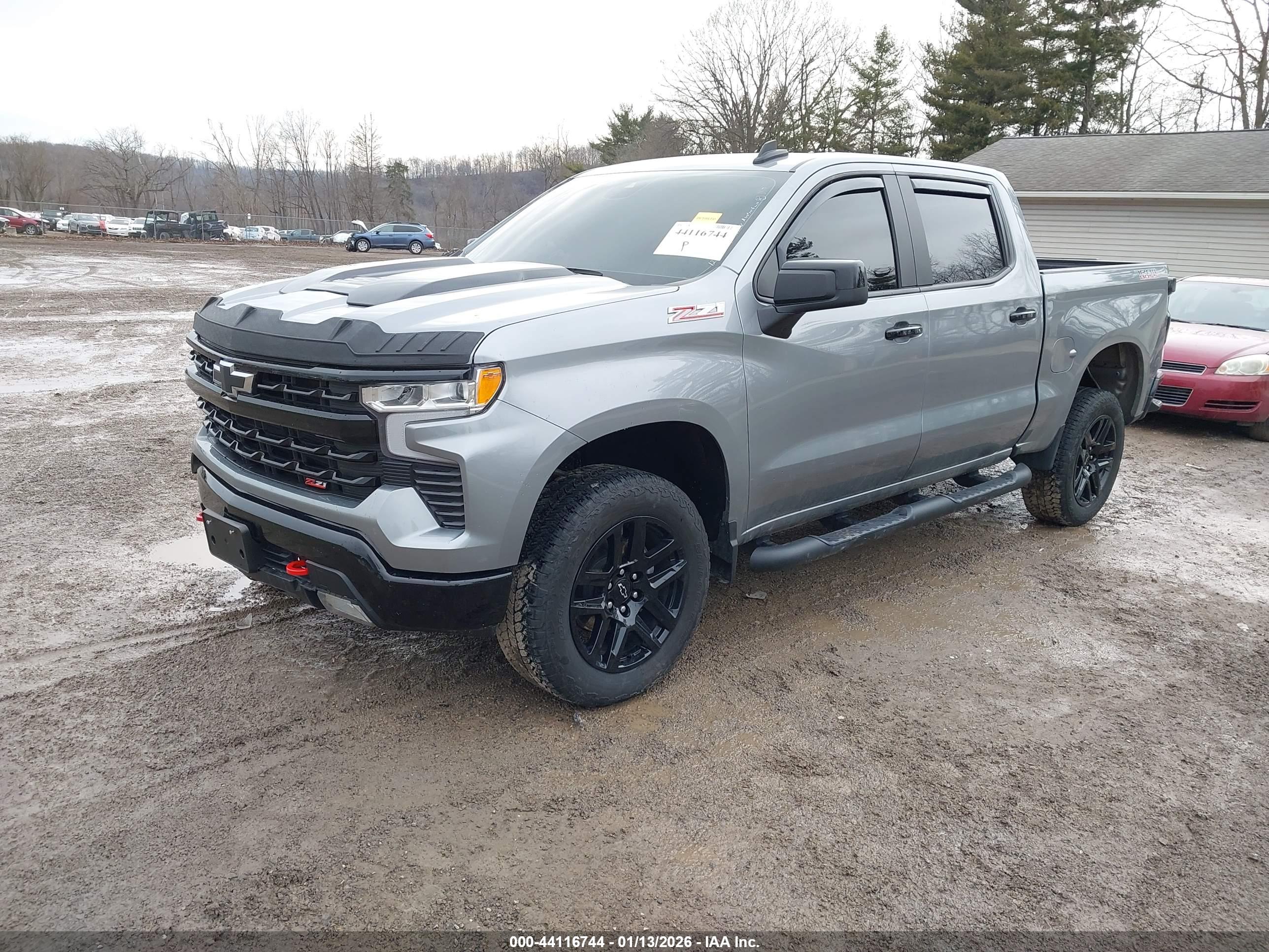 CHEVROLET SILVERADO image 2