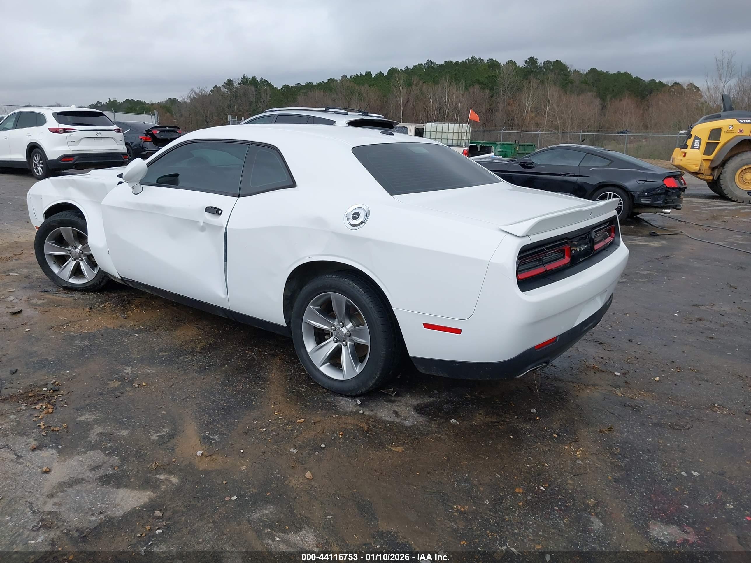 DODGE CHALLENGER image 3