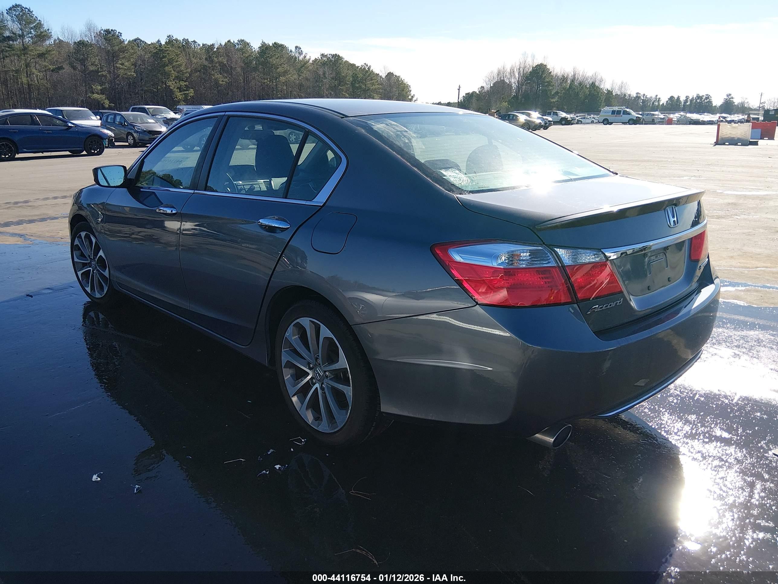 HONDA ACCORD image 3