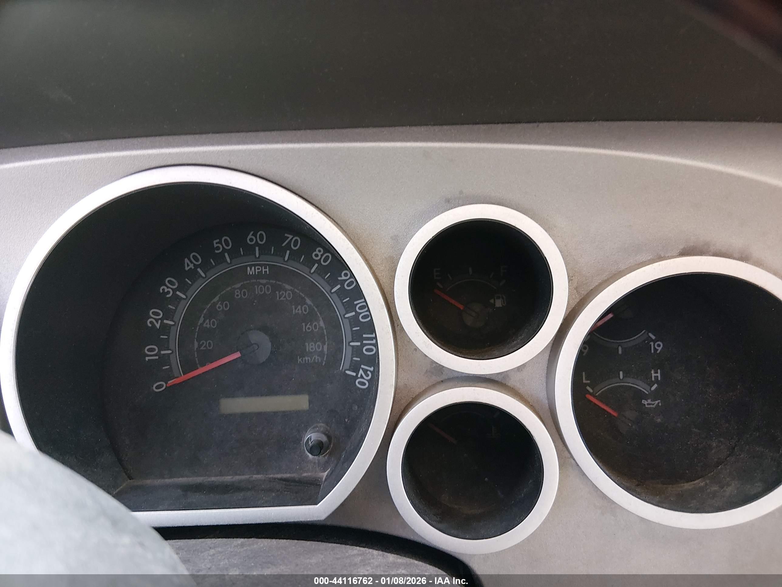 TOYOTA TUNDRA image 7