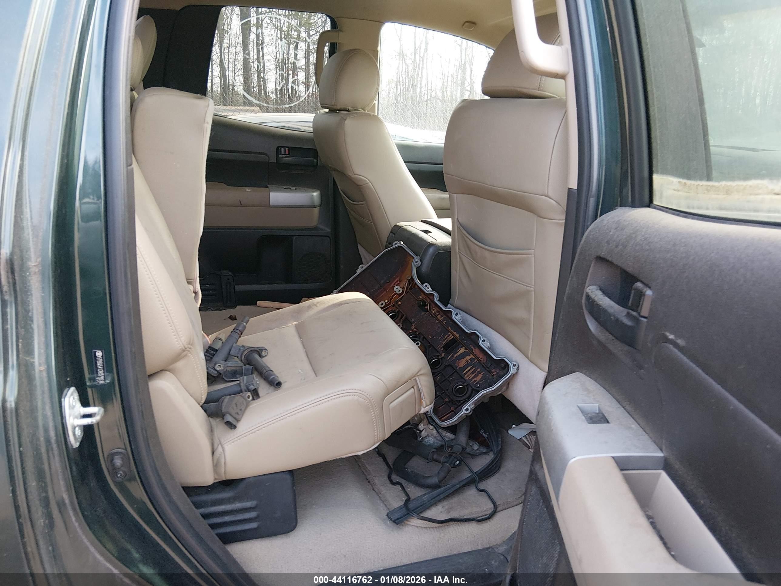 TOYOTA TUNDRA image 8