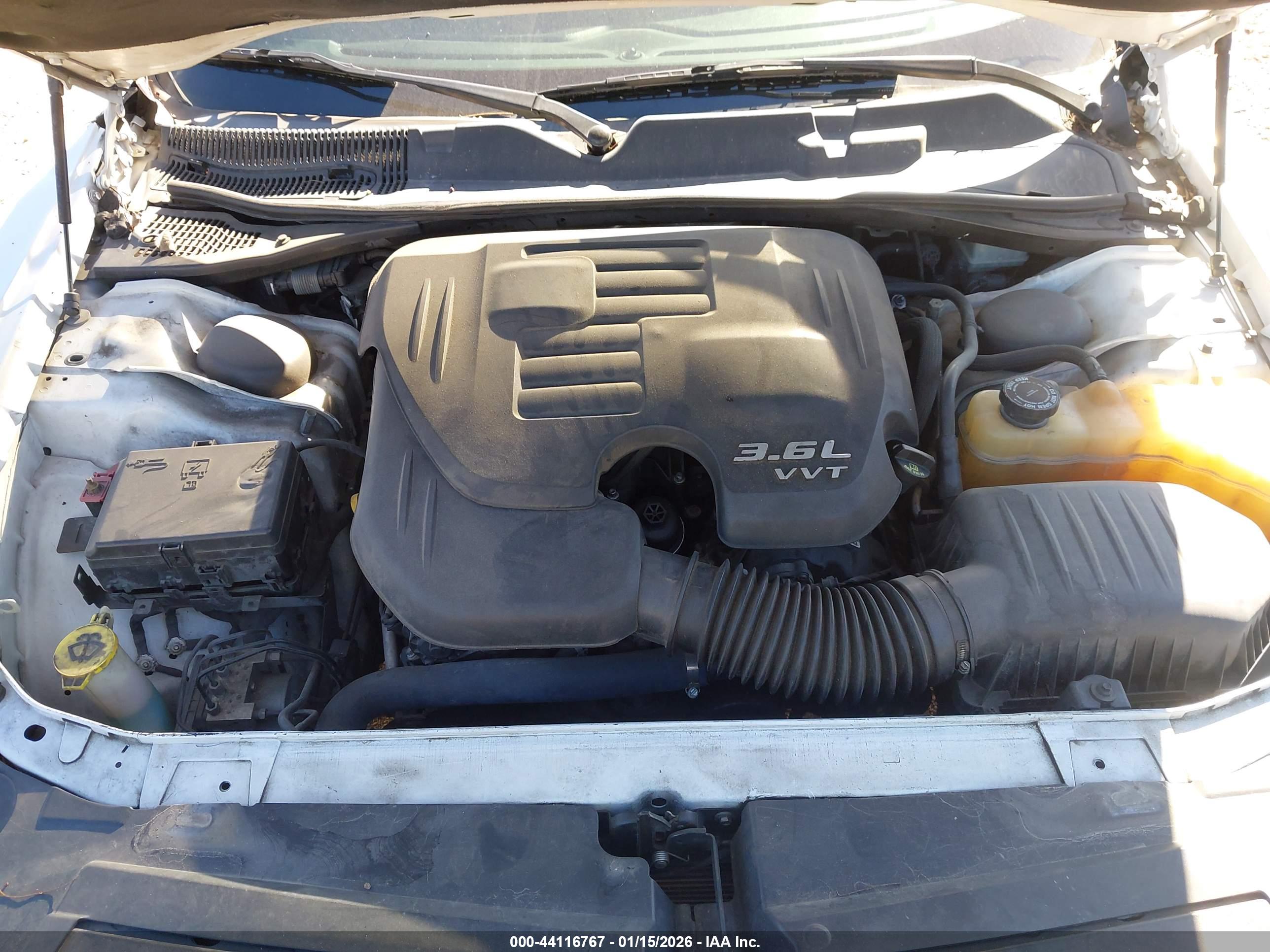 DODGE CHALLENGER image 10