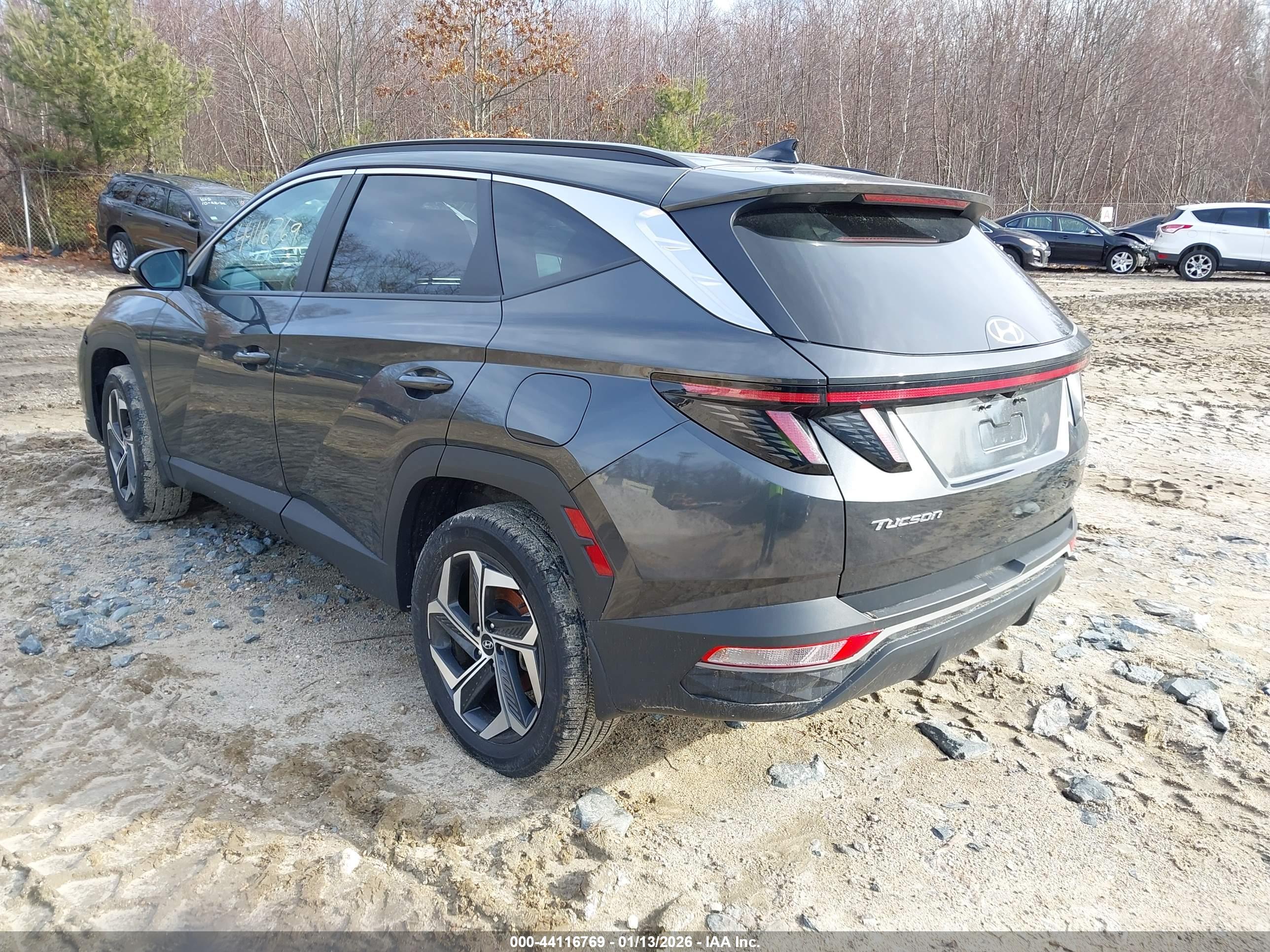 HYUNDAI TUCSON image 3