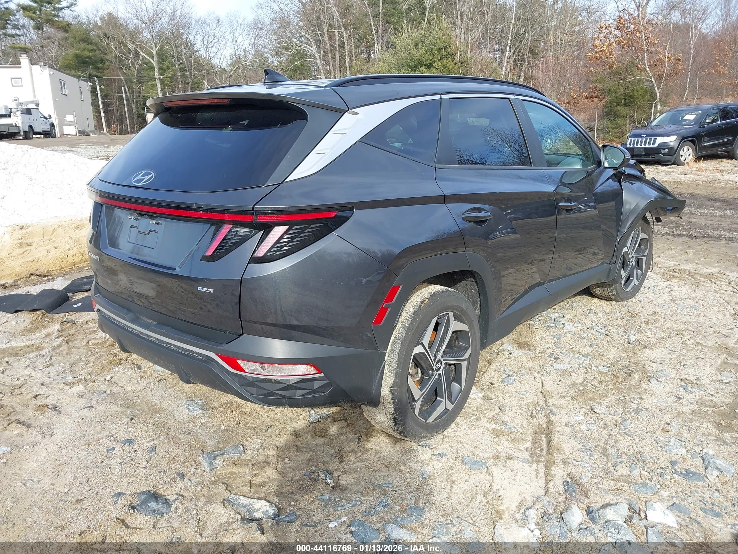HYUNDAI TUCSON image 4