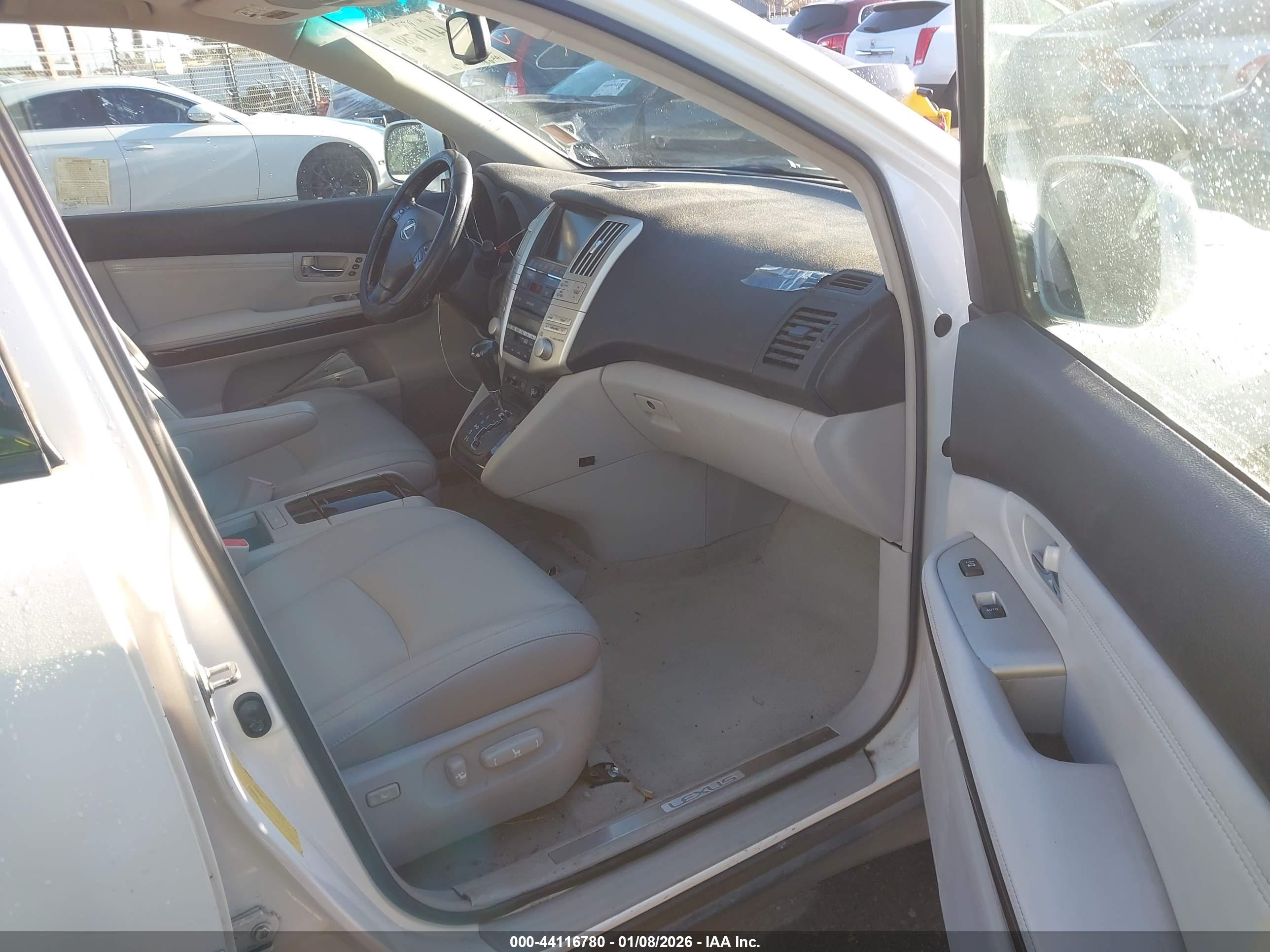 LEXUS RX image 5