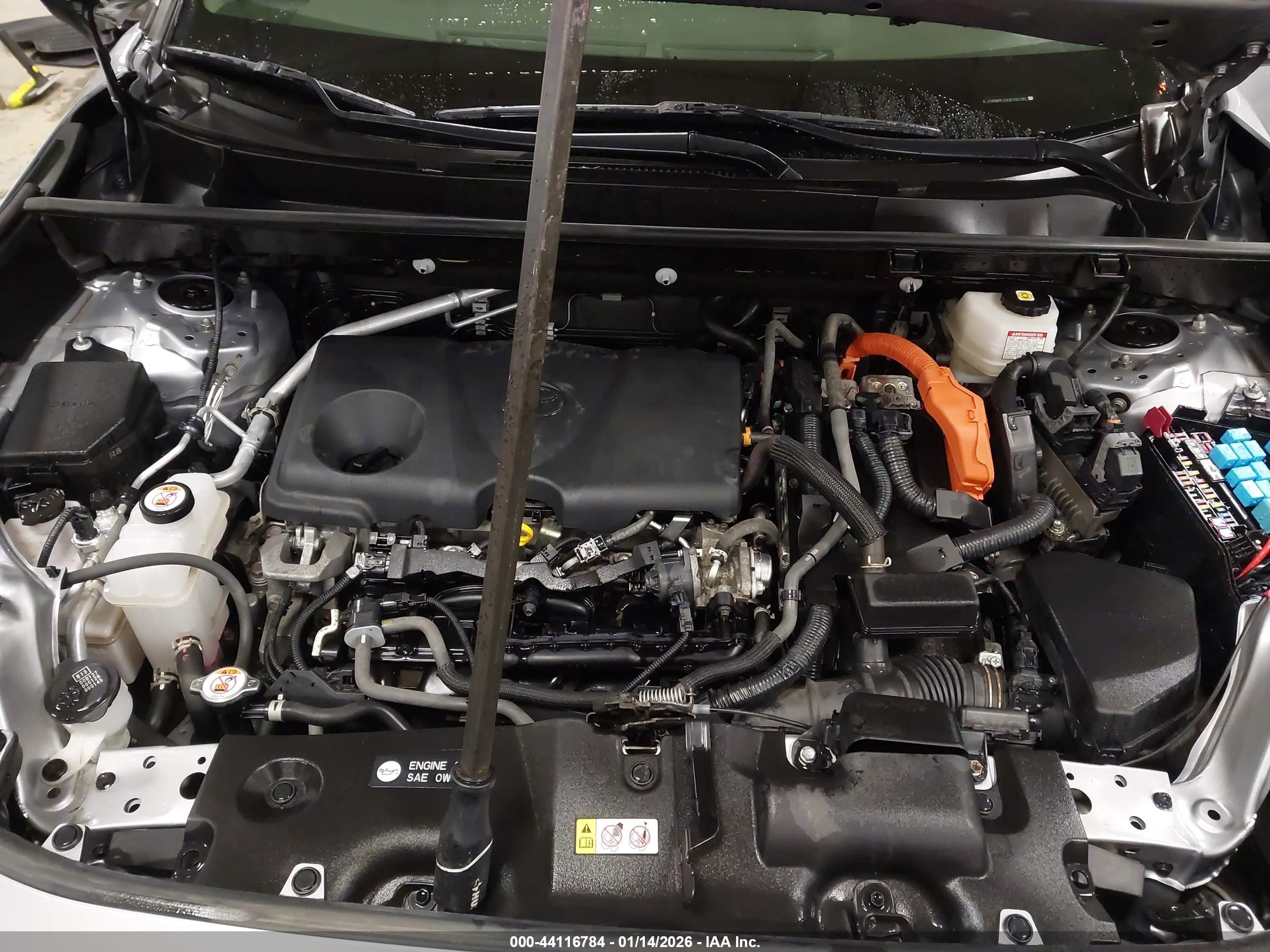 TOYOTA RAV4 image 10