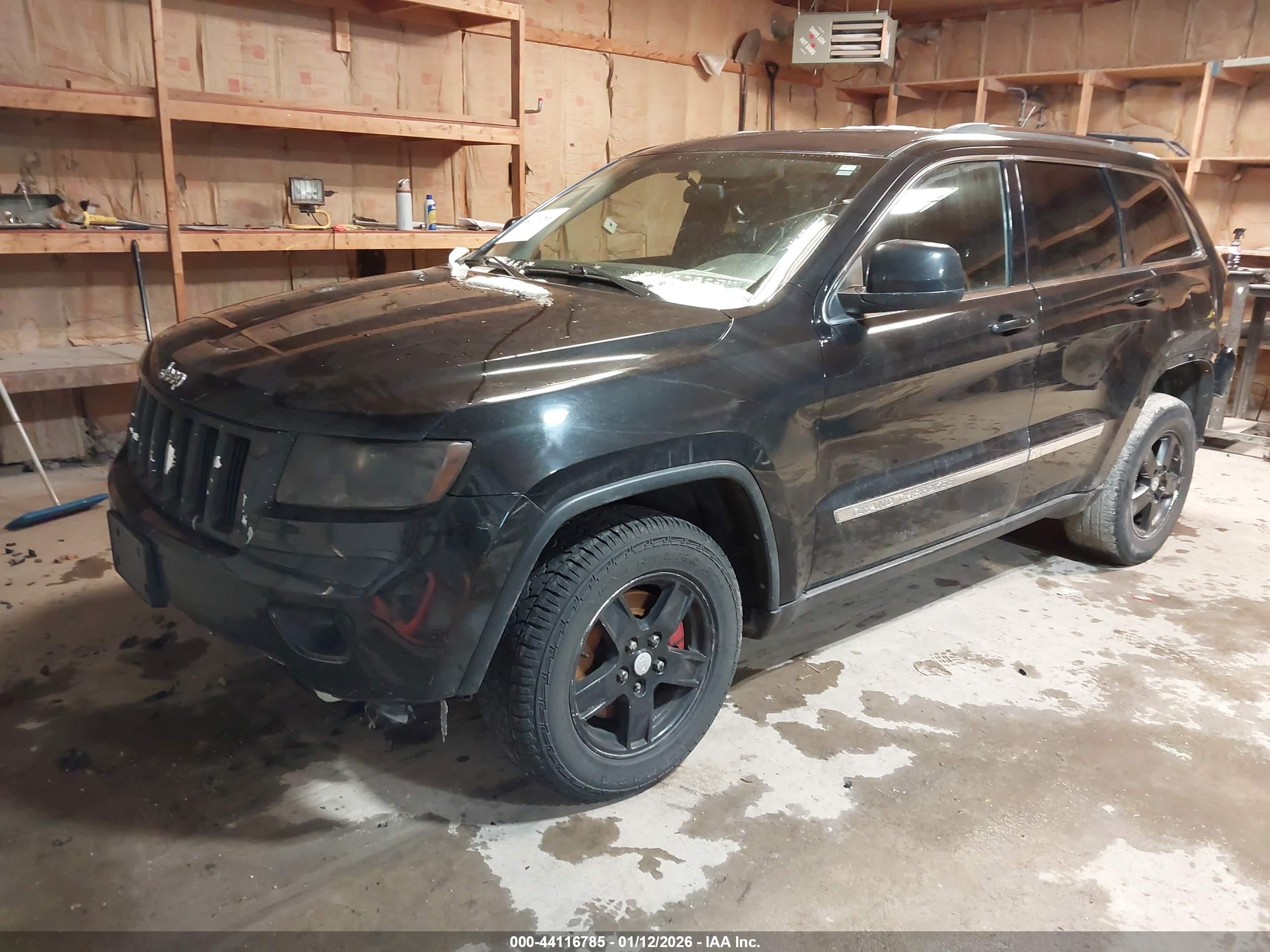 JEEP GRAND image 2