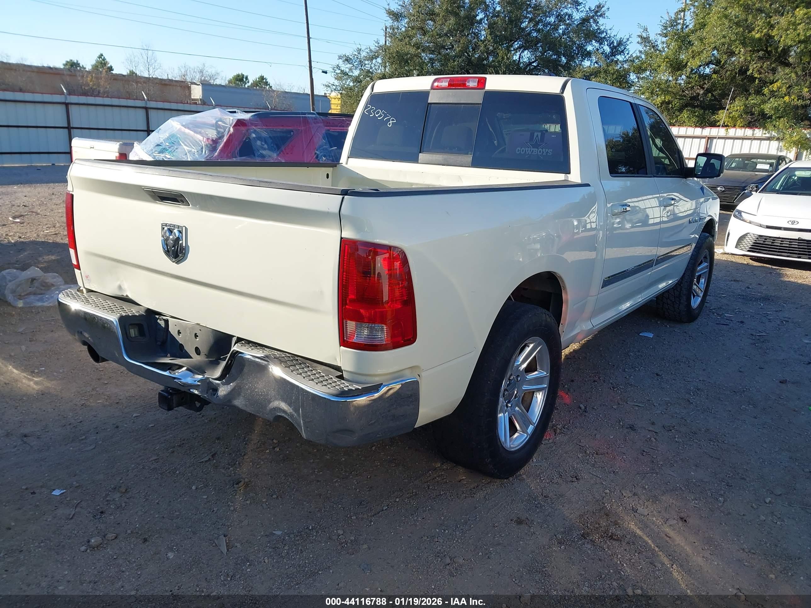 DODGE RAM image 4