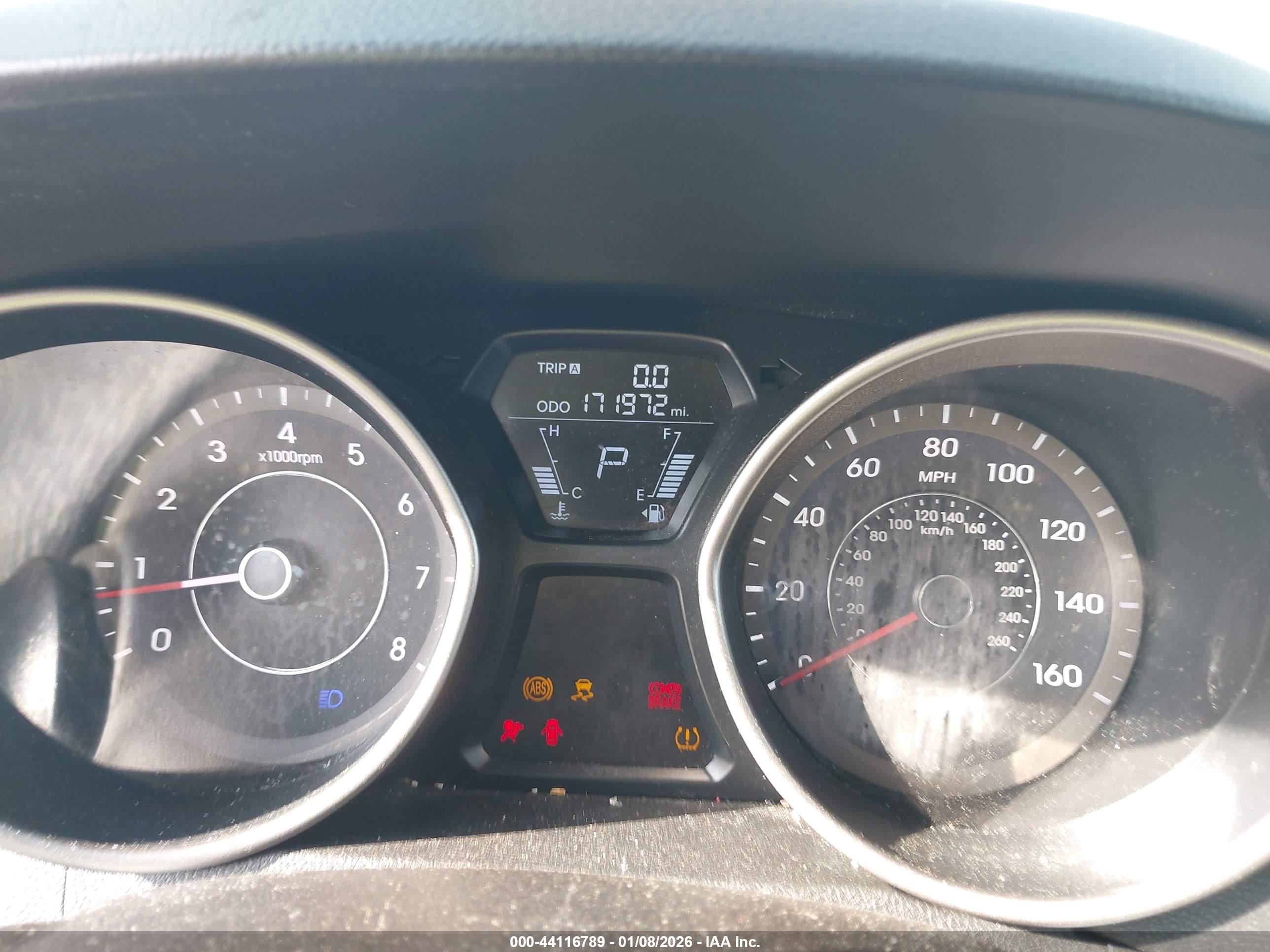 HYUNDAI ELANTRA image 7