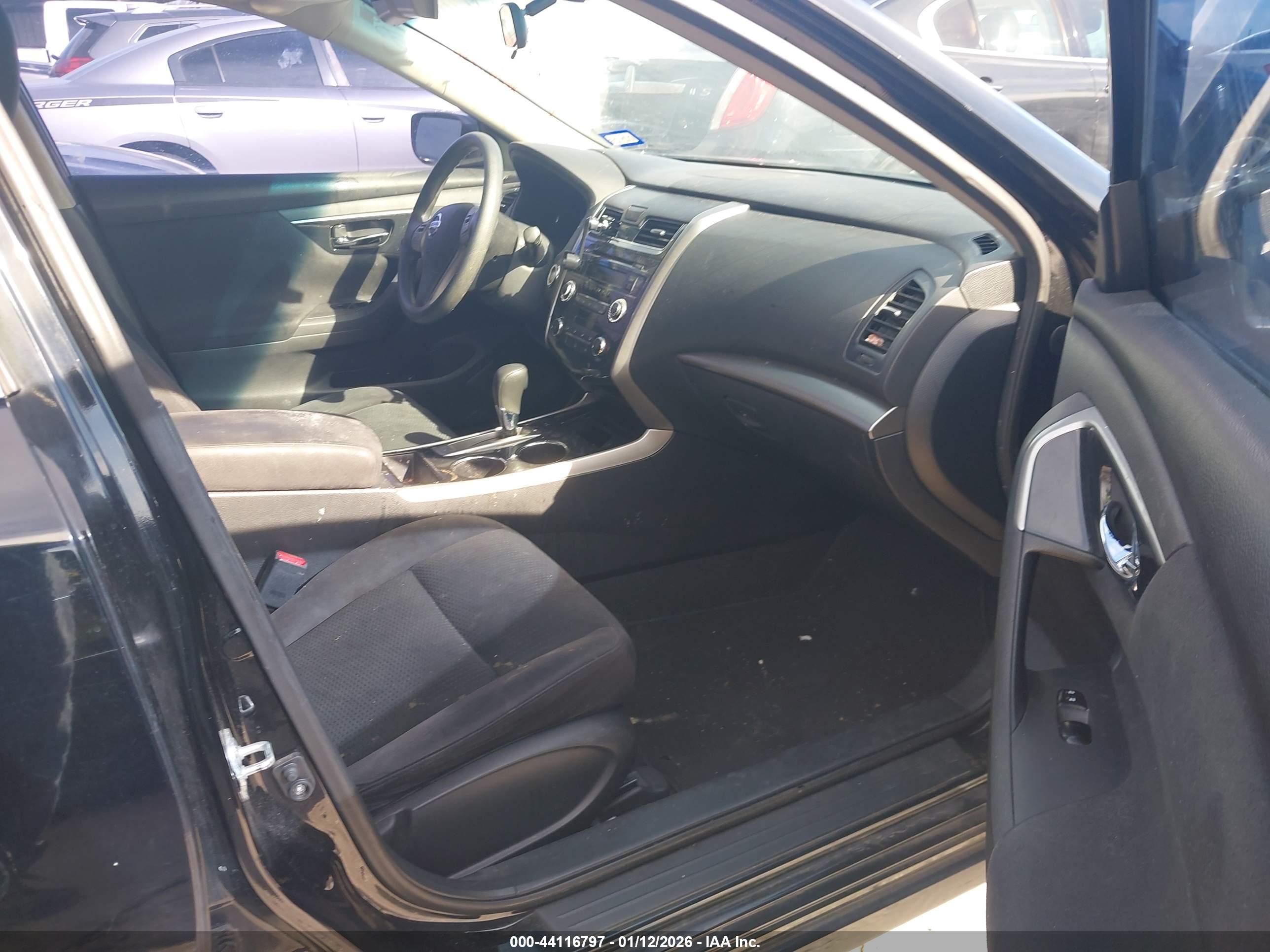 NISSAN ALTIMA image 5