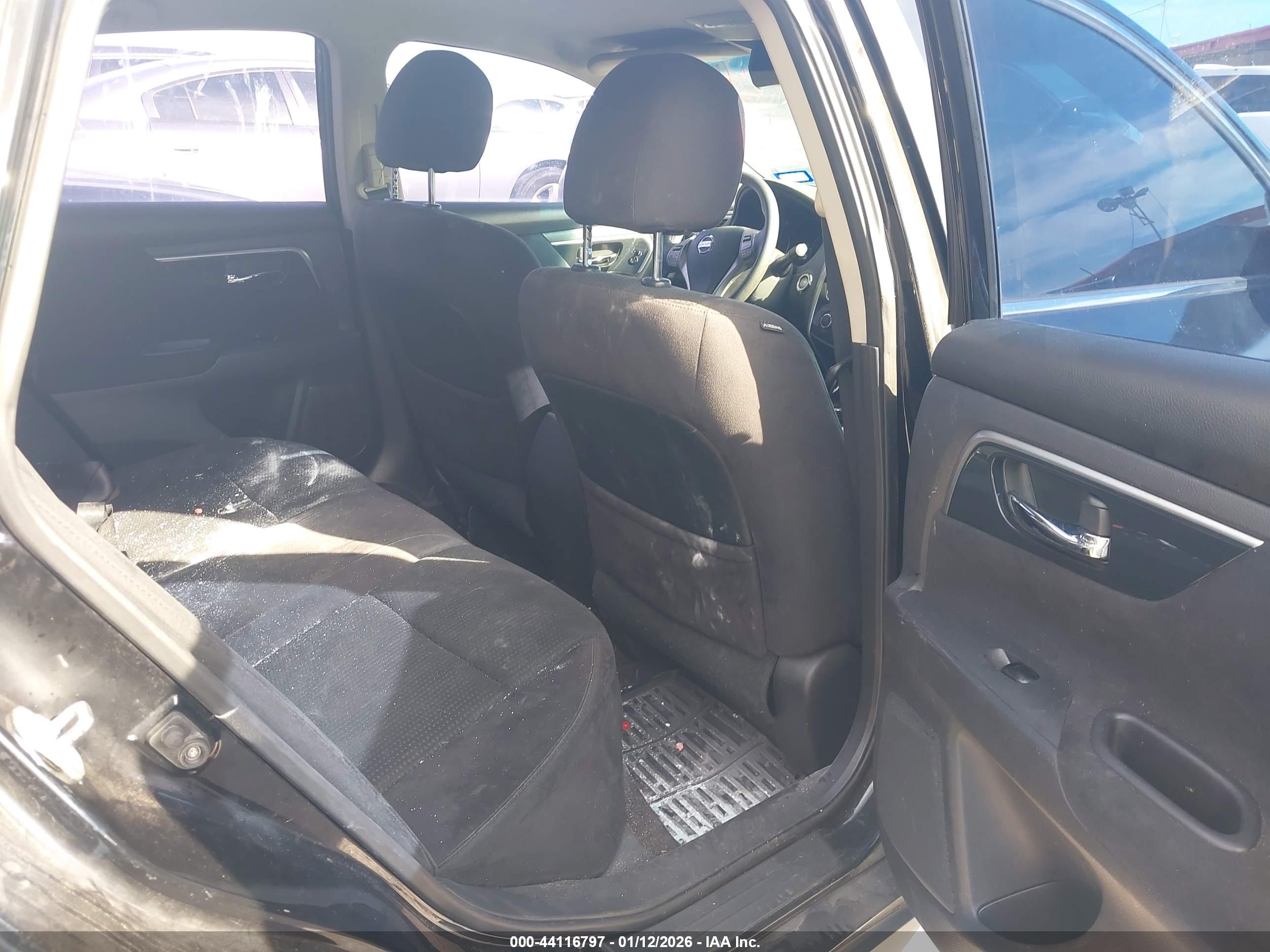 NISSAN ALTIMA image 8