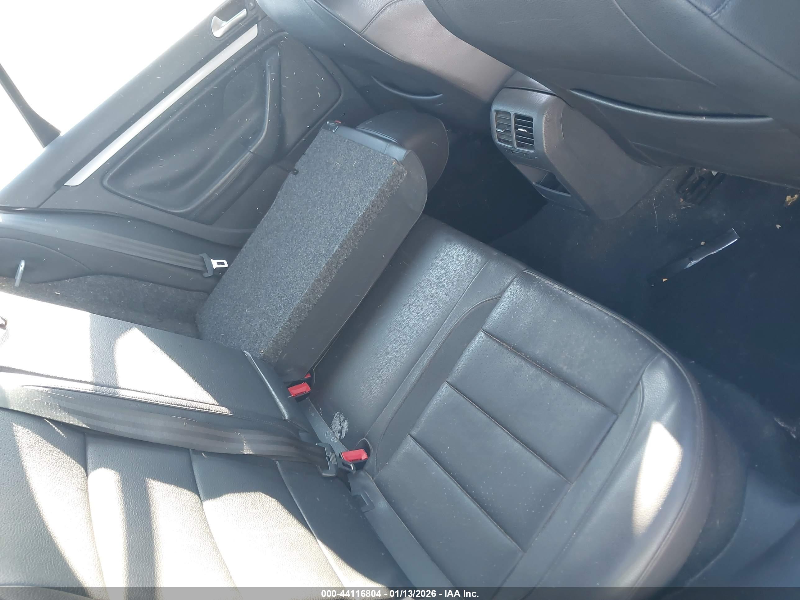 VOLKSWAGEN JETTA image 8