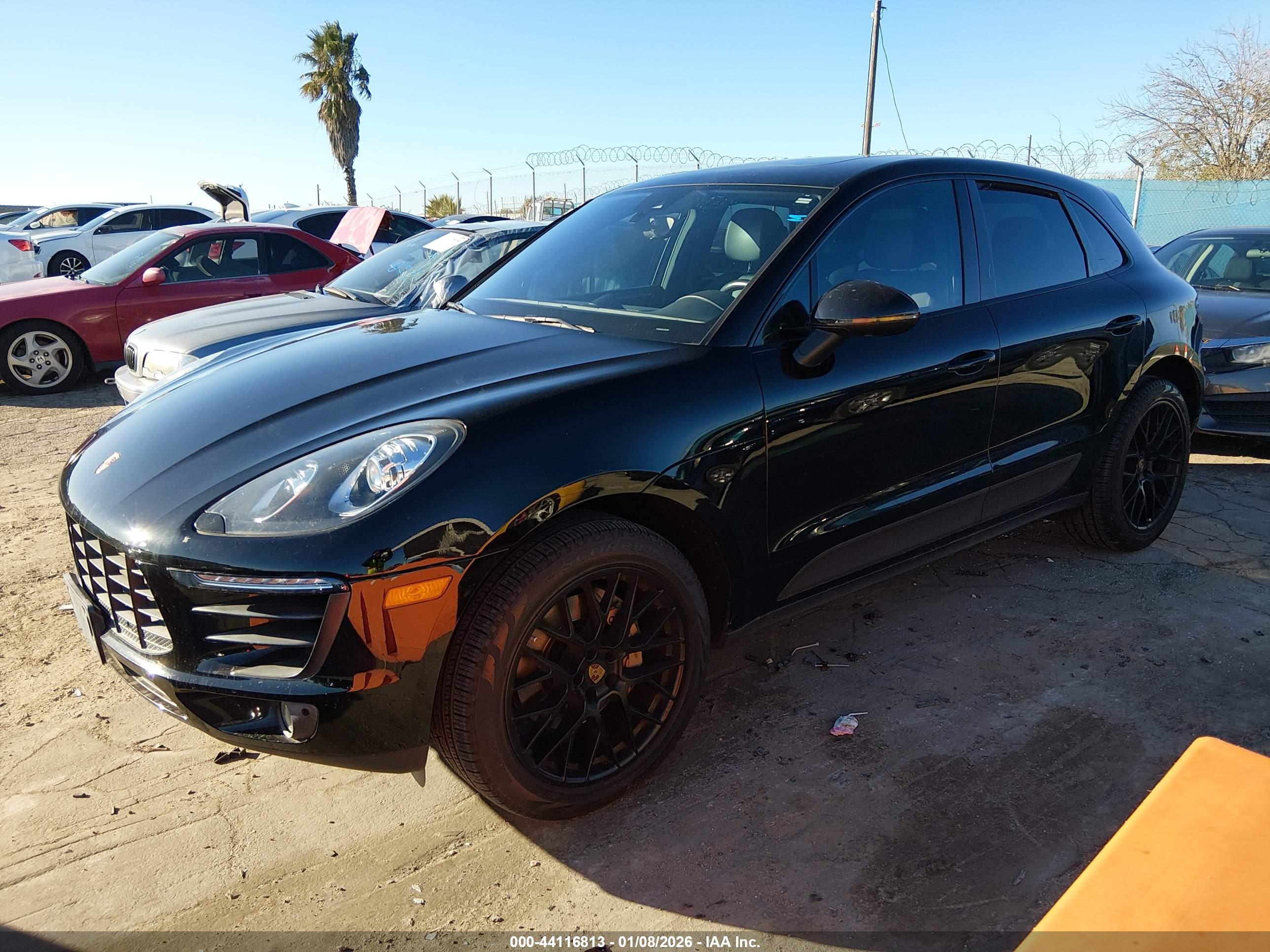 PORSCHE MACAN image 2