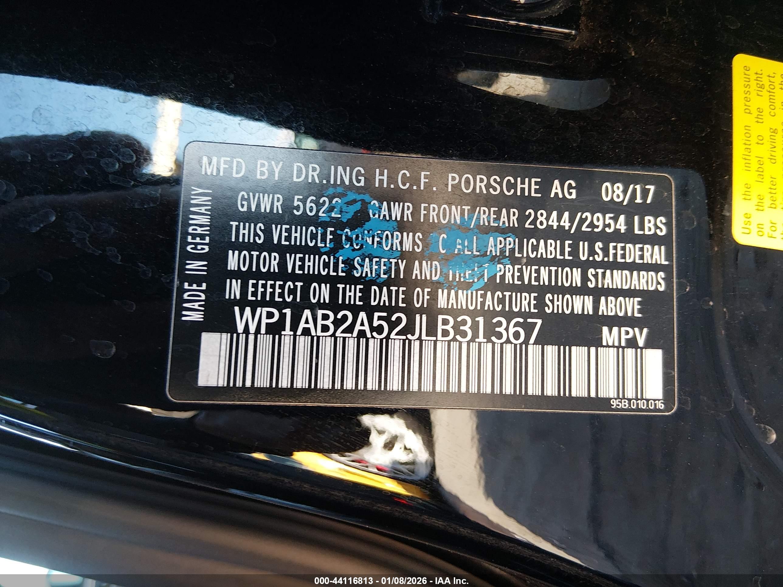 PORSCHE MACAN image 9