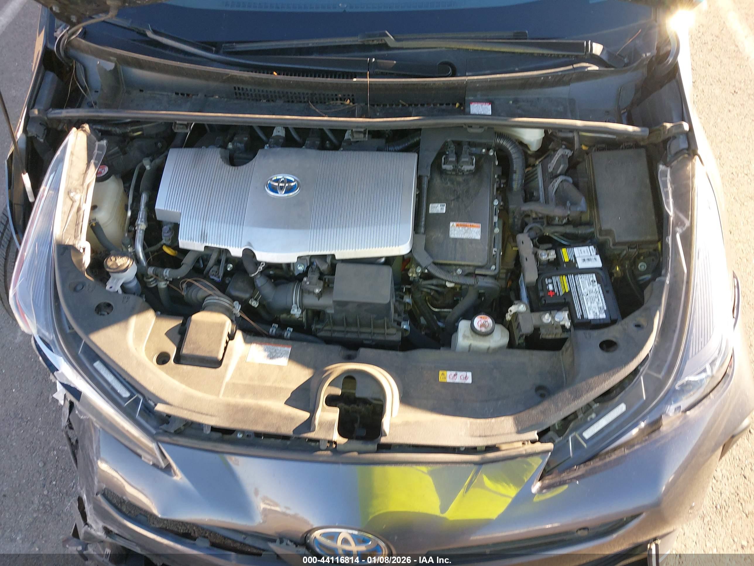 TOYOTA PRIUS image 10
