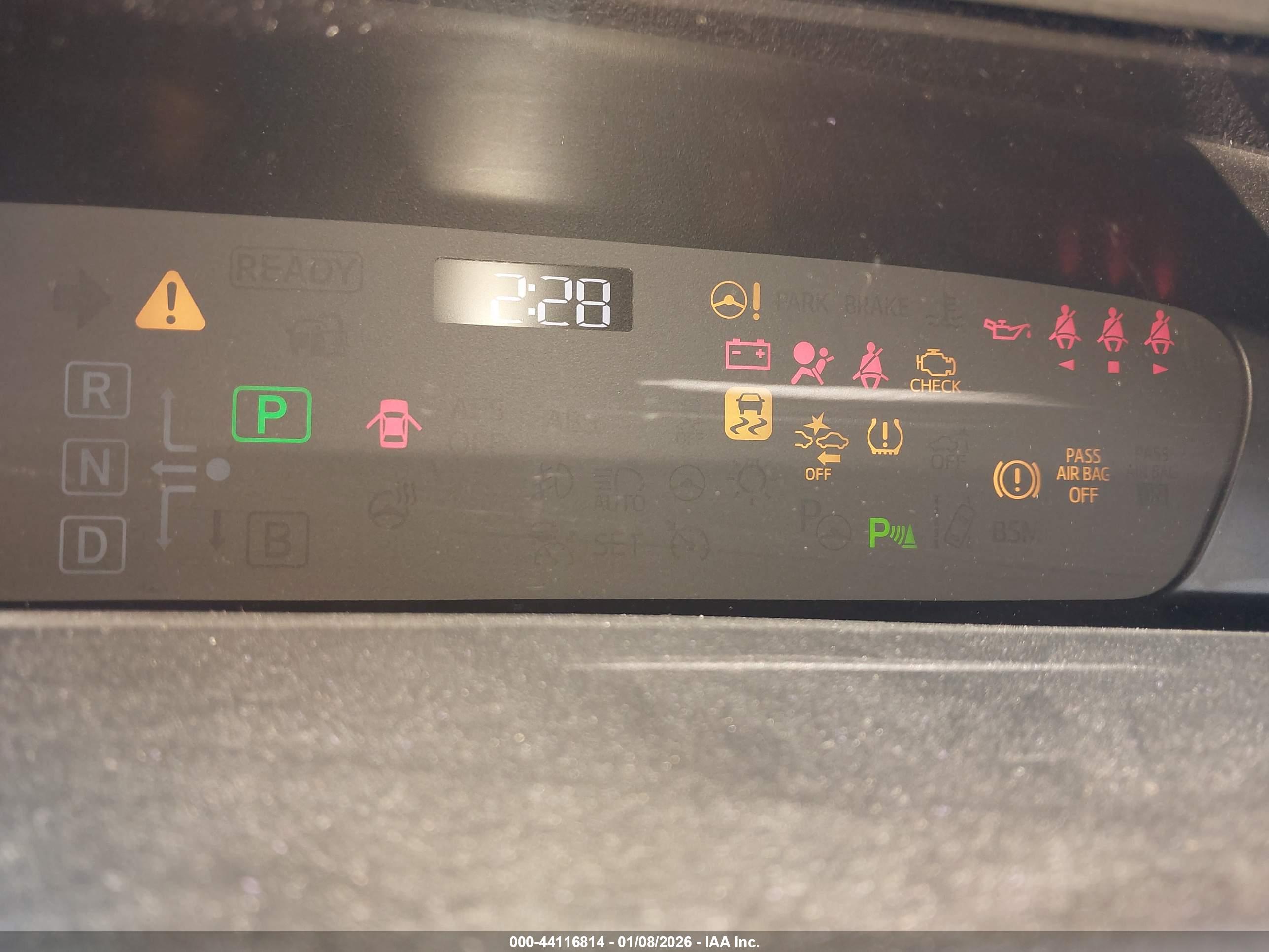 TOYOTA PRIUS image 7