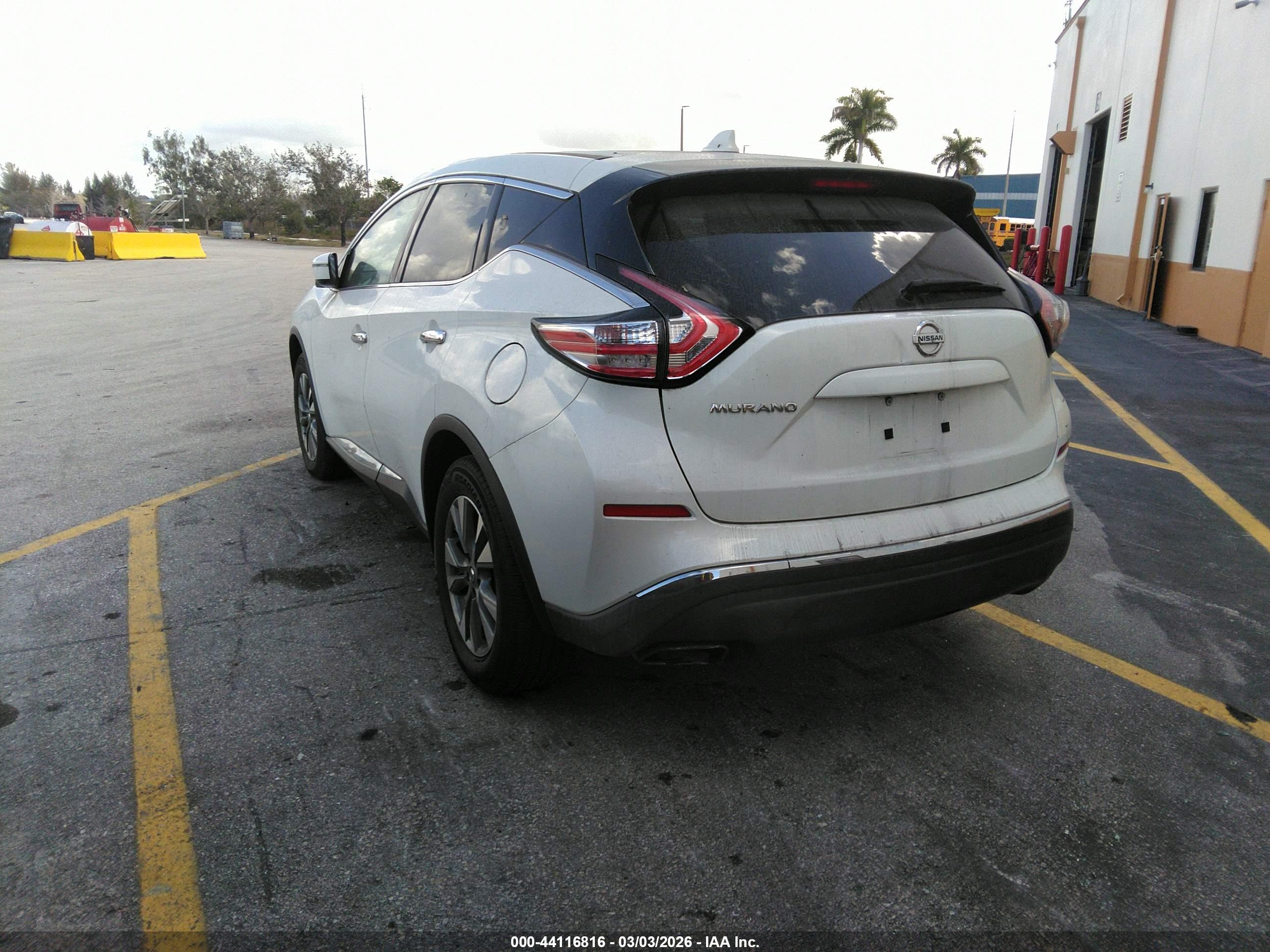 NISSAN MURANO image 3