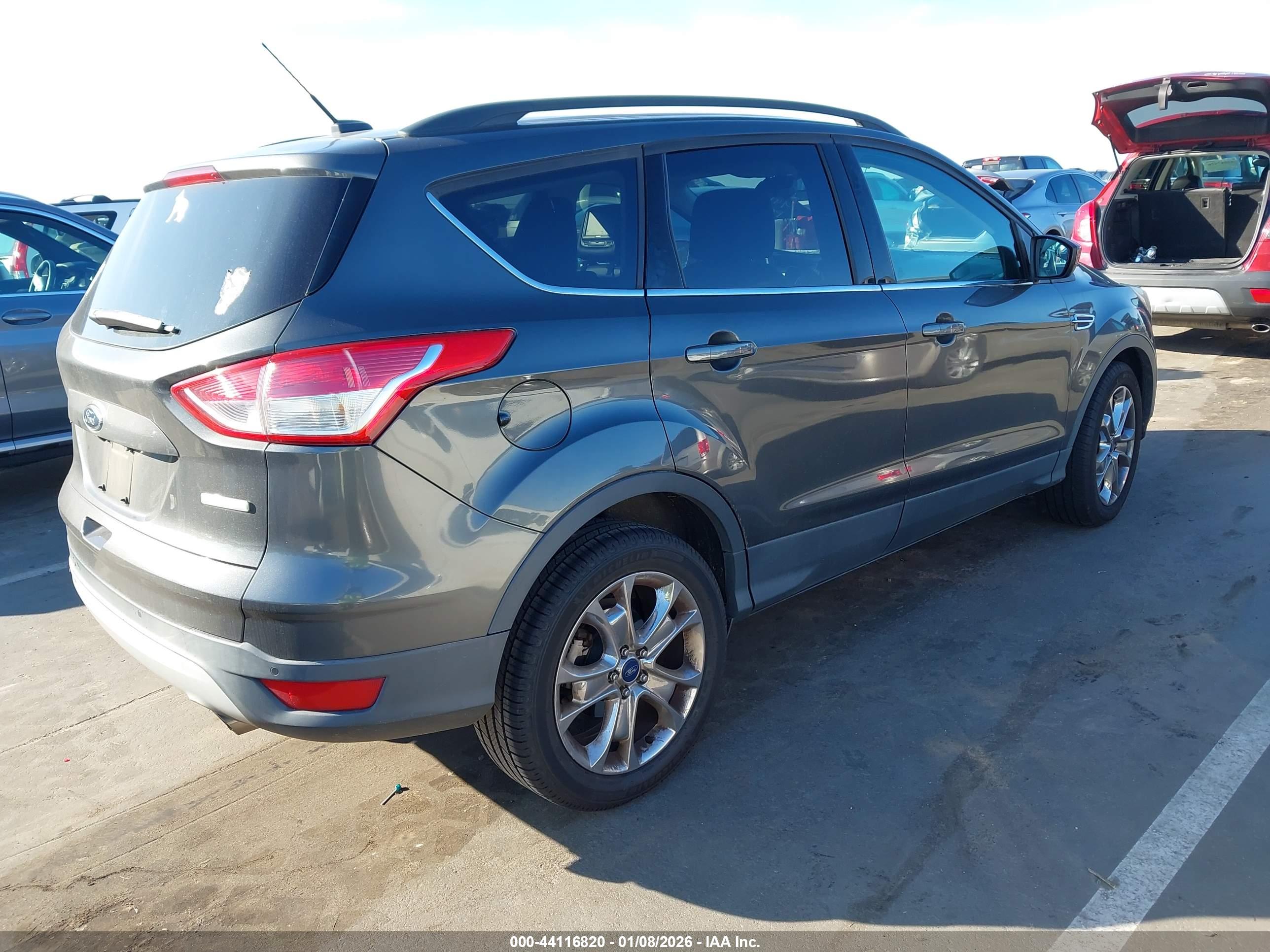 FORD ESCAPE image 4