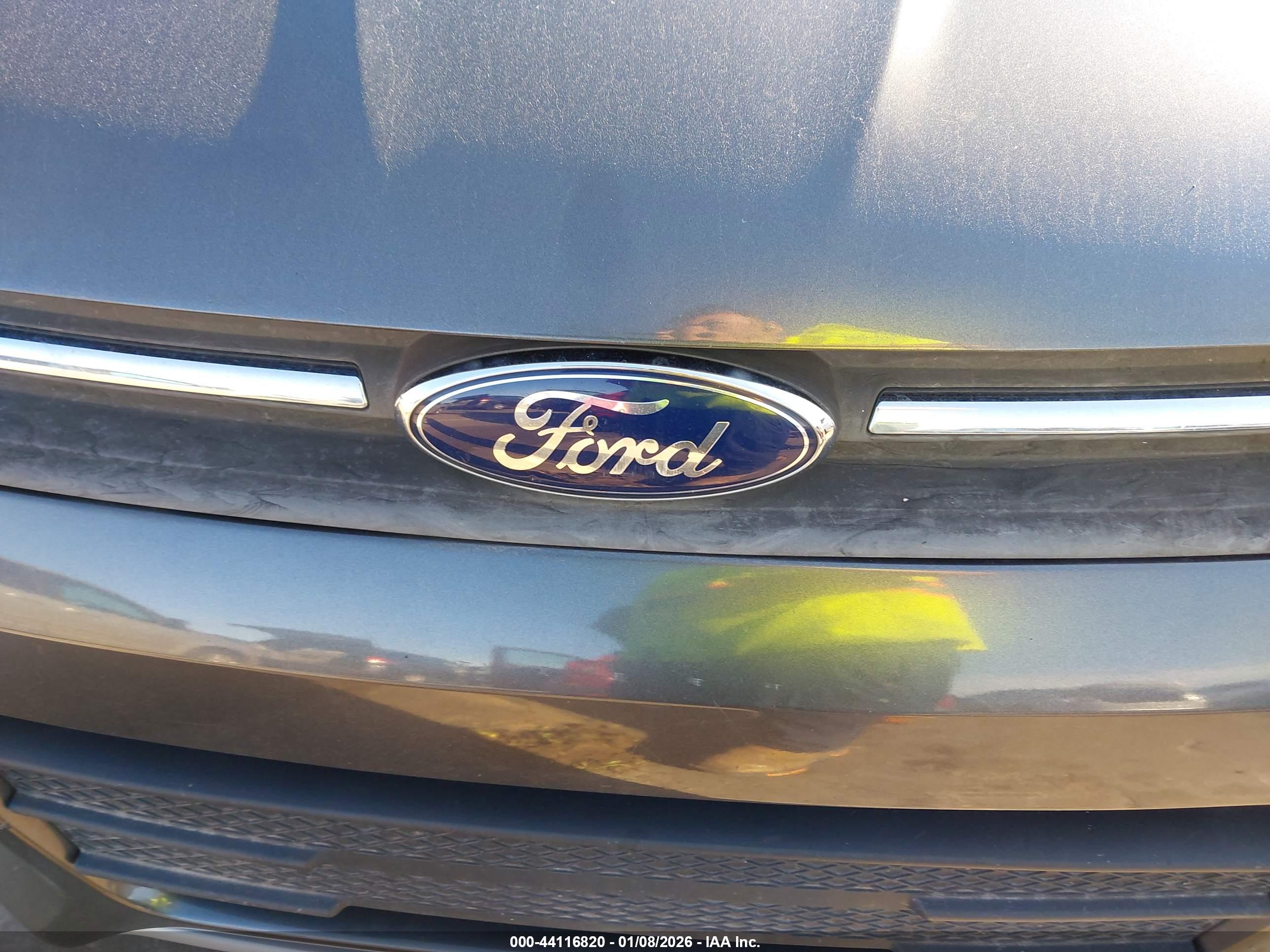 FORD ESCAPE image 6