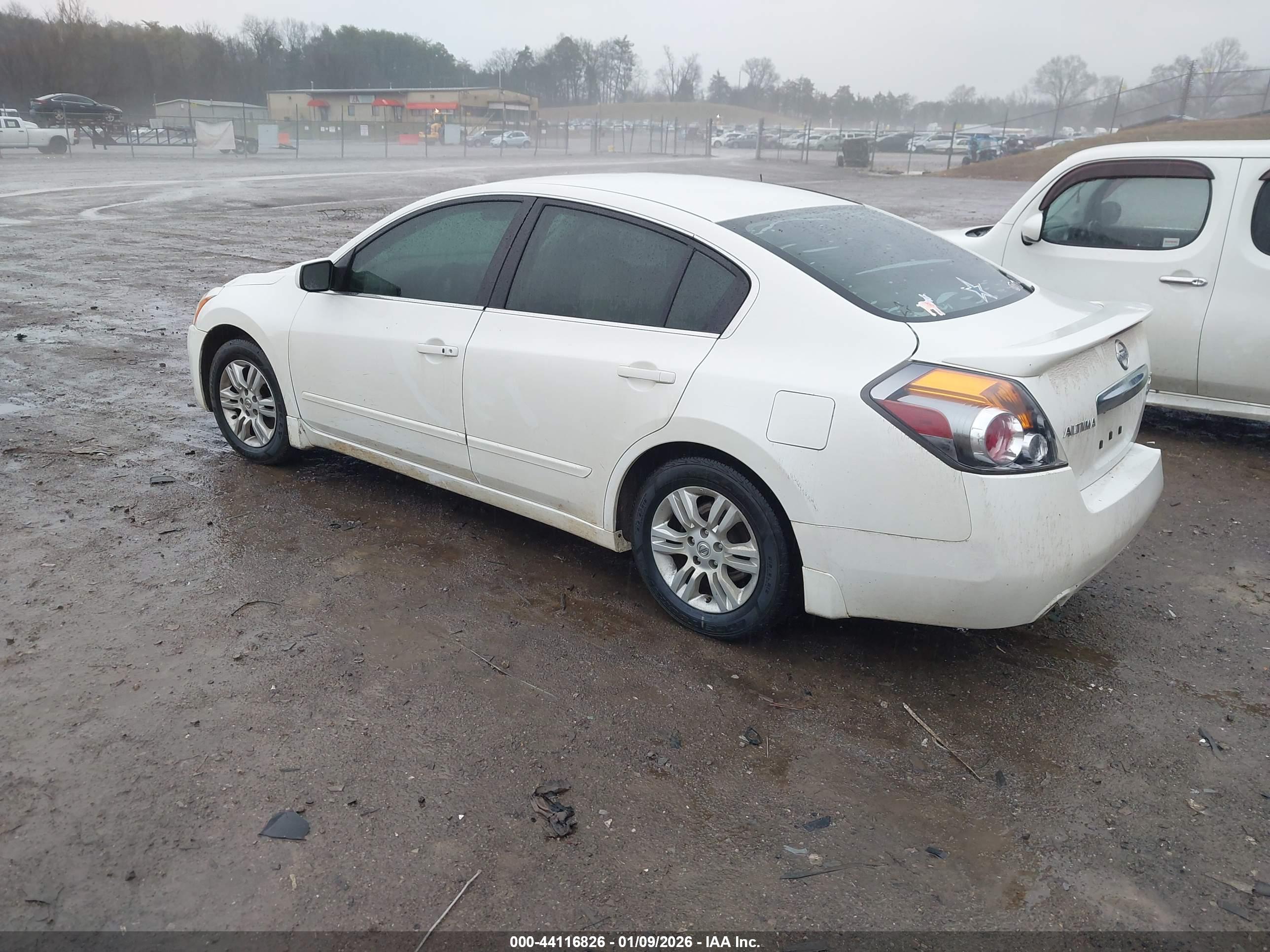 NISSAN ALTIMA image 3