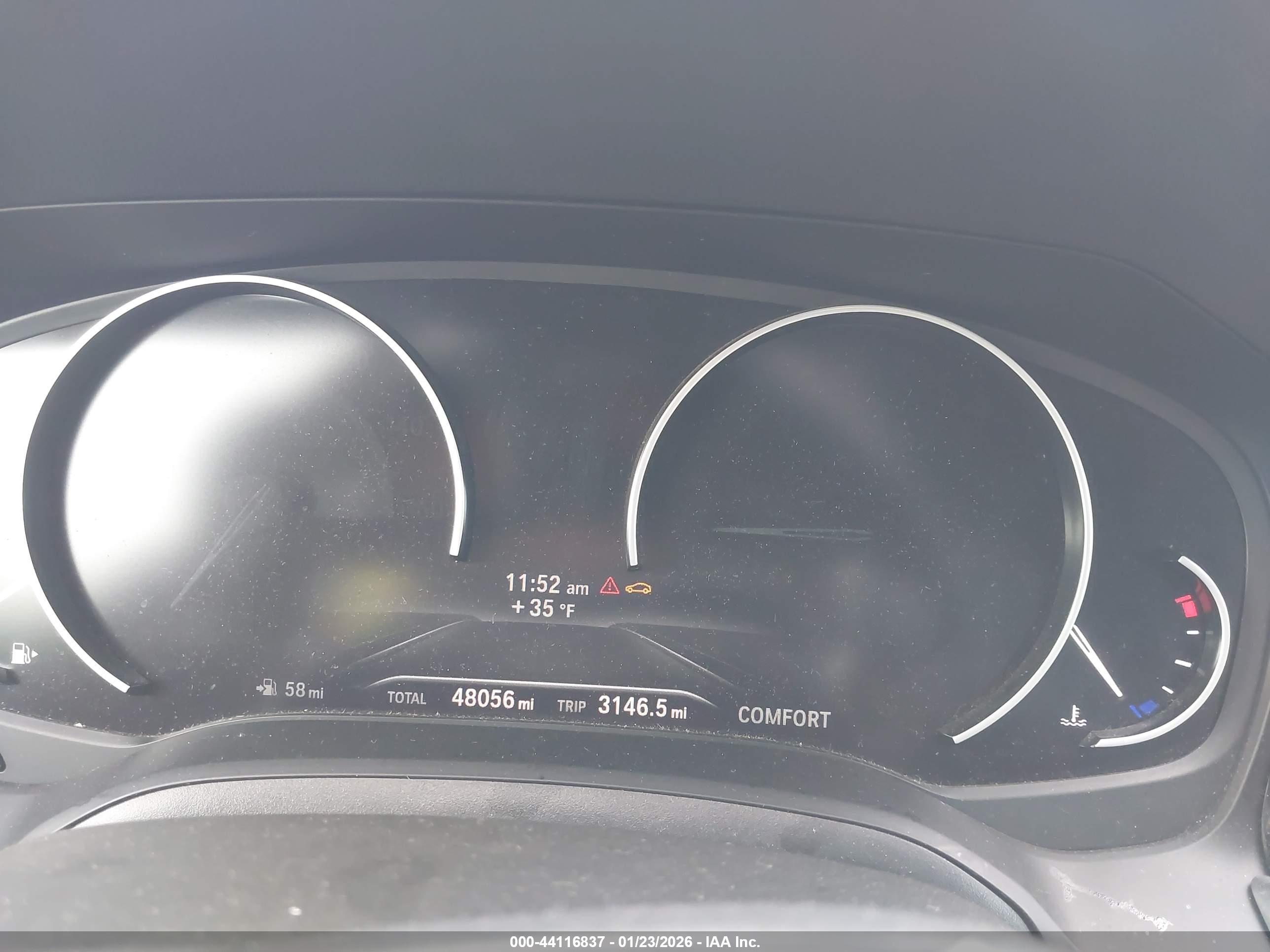 BMW 330I image 7