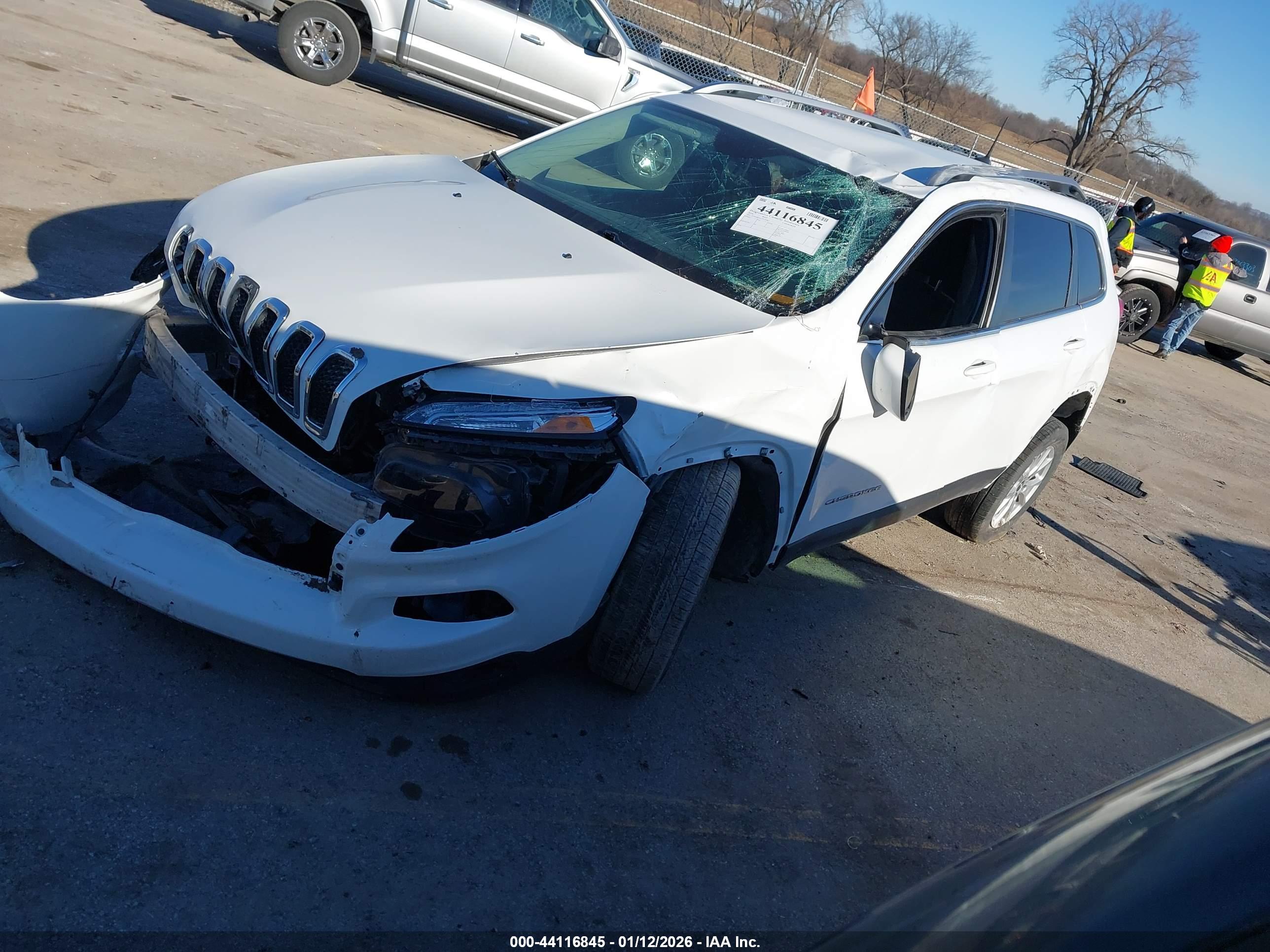 JEEP CHEROKEE image 2