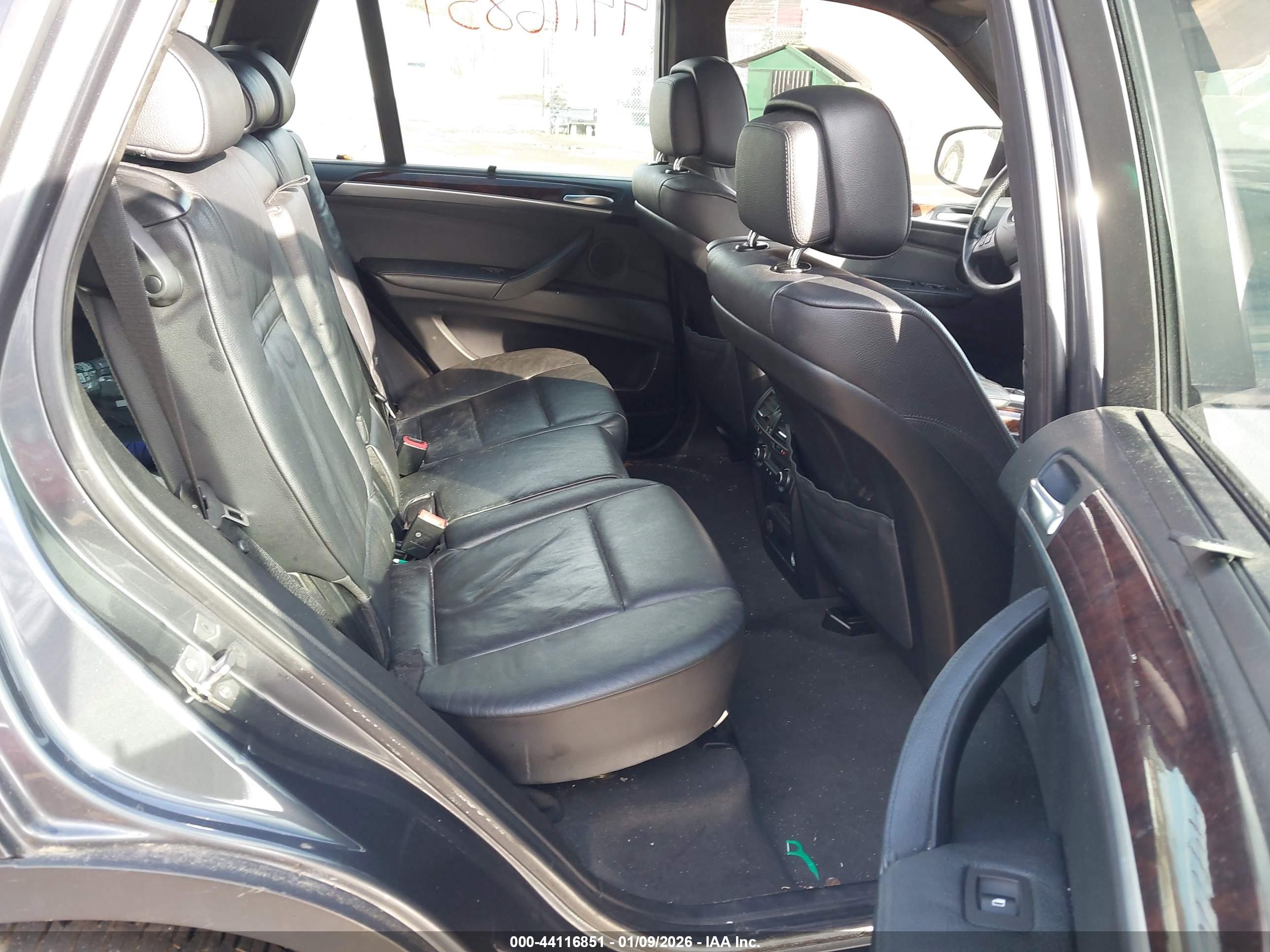 BMW X5 image 8