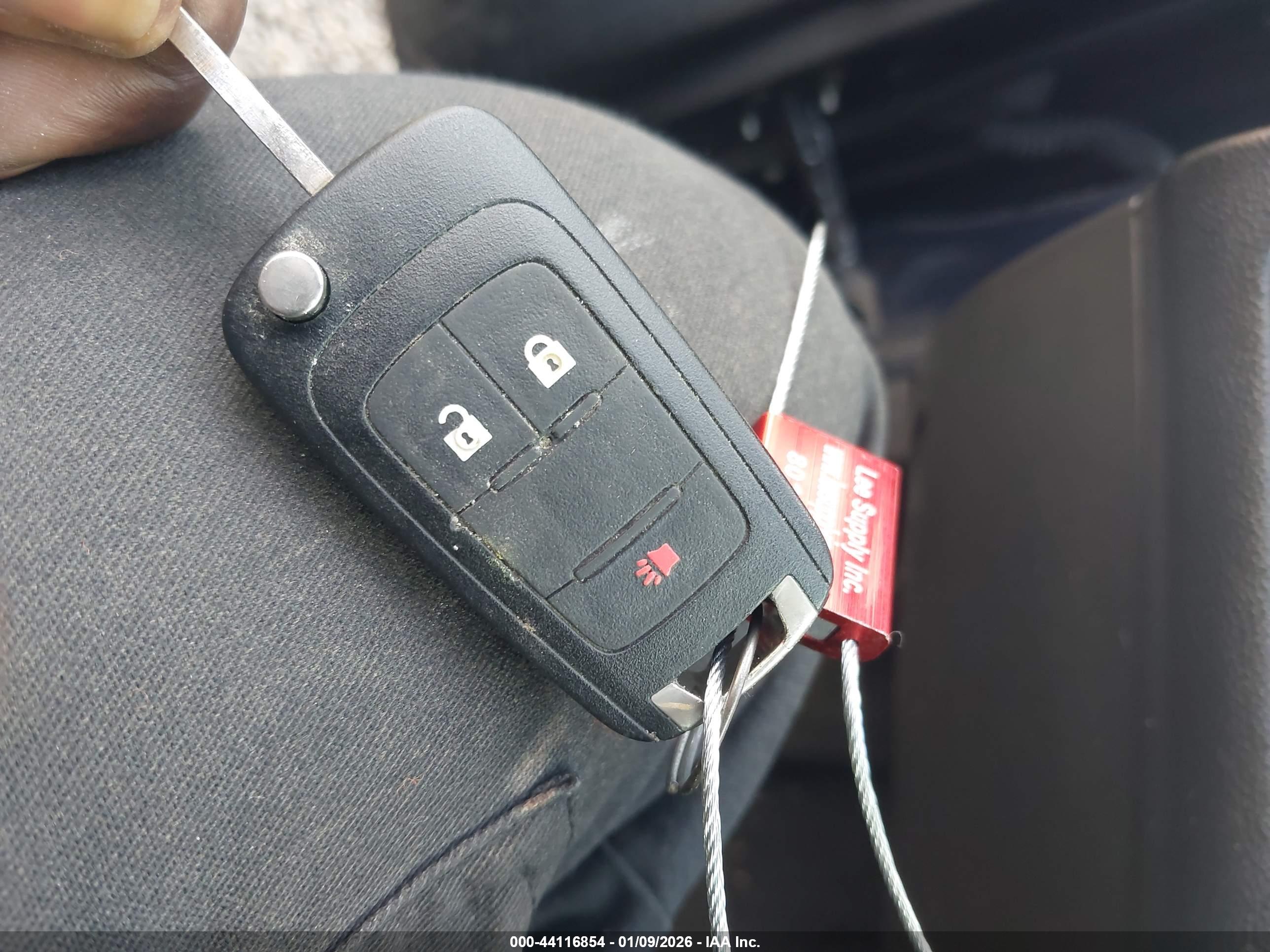CHEVROLET EQUINOX image 11